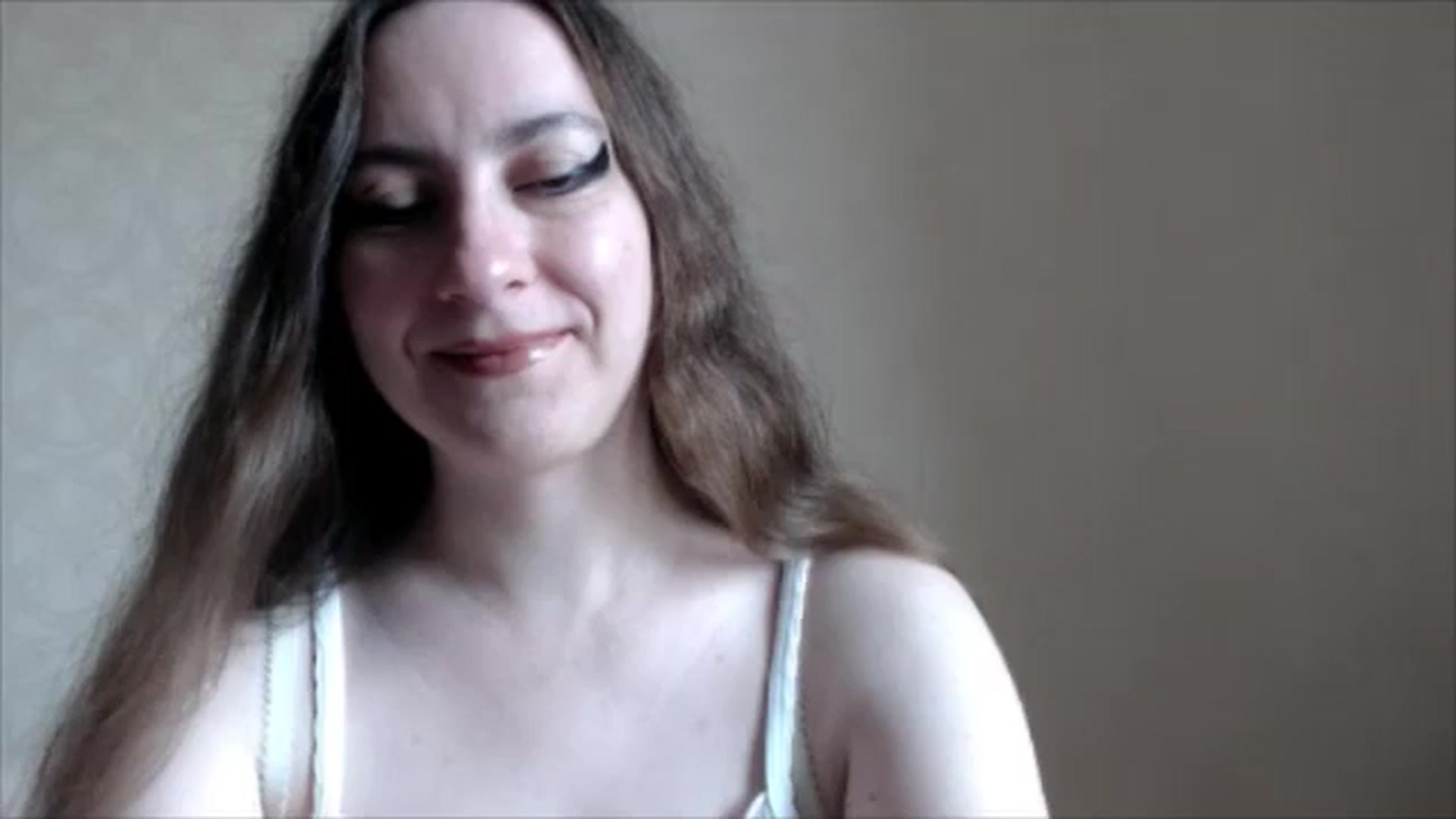 Gallery image thumbnail from FlamedAngel's myfreecams stream on, 09/06/2024, 08:34 image 1 of 20