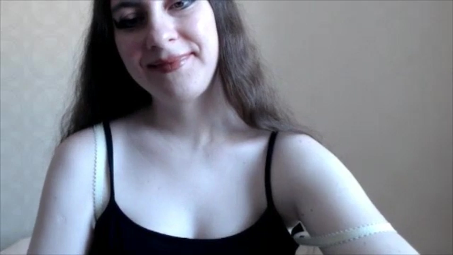 Gallery image thumbnail from FlamedAngel's myfreecams stream on, 04/22/2025, 08:47 image 16 of 20