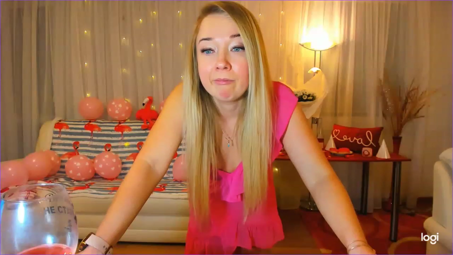 Gallery image thumbnail from FlamingoBday's myfreecams stream on, 02/06/2023, 21:35 image 3 of 20