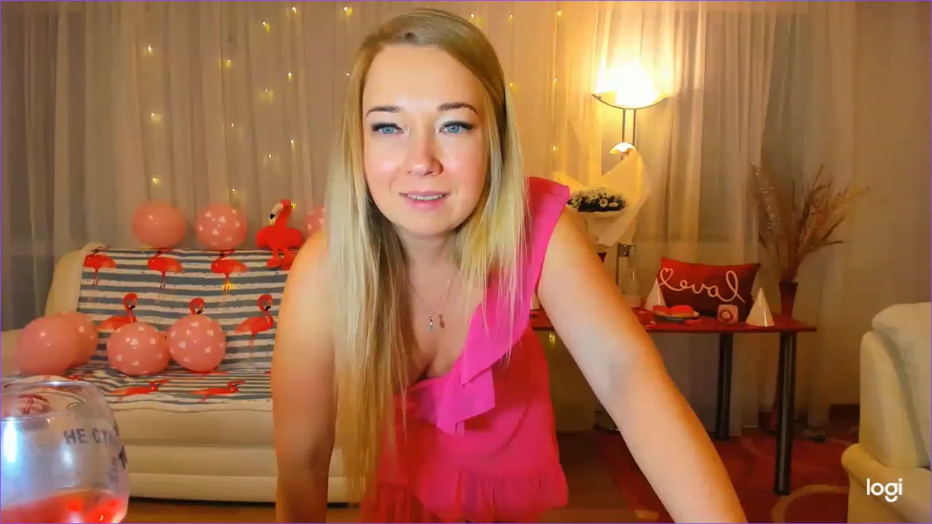 Gallery image thumbnail from FlamingoBday's myfreecams stream on, 02/06/2023, 22:44 image 12 of 20