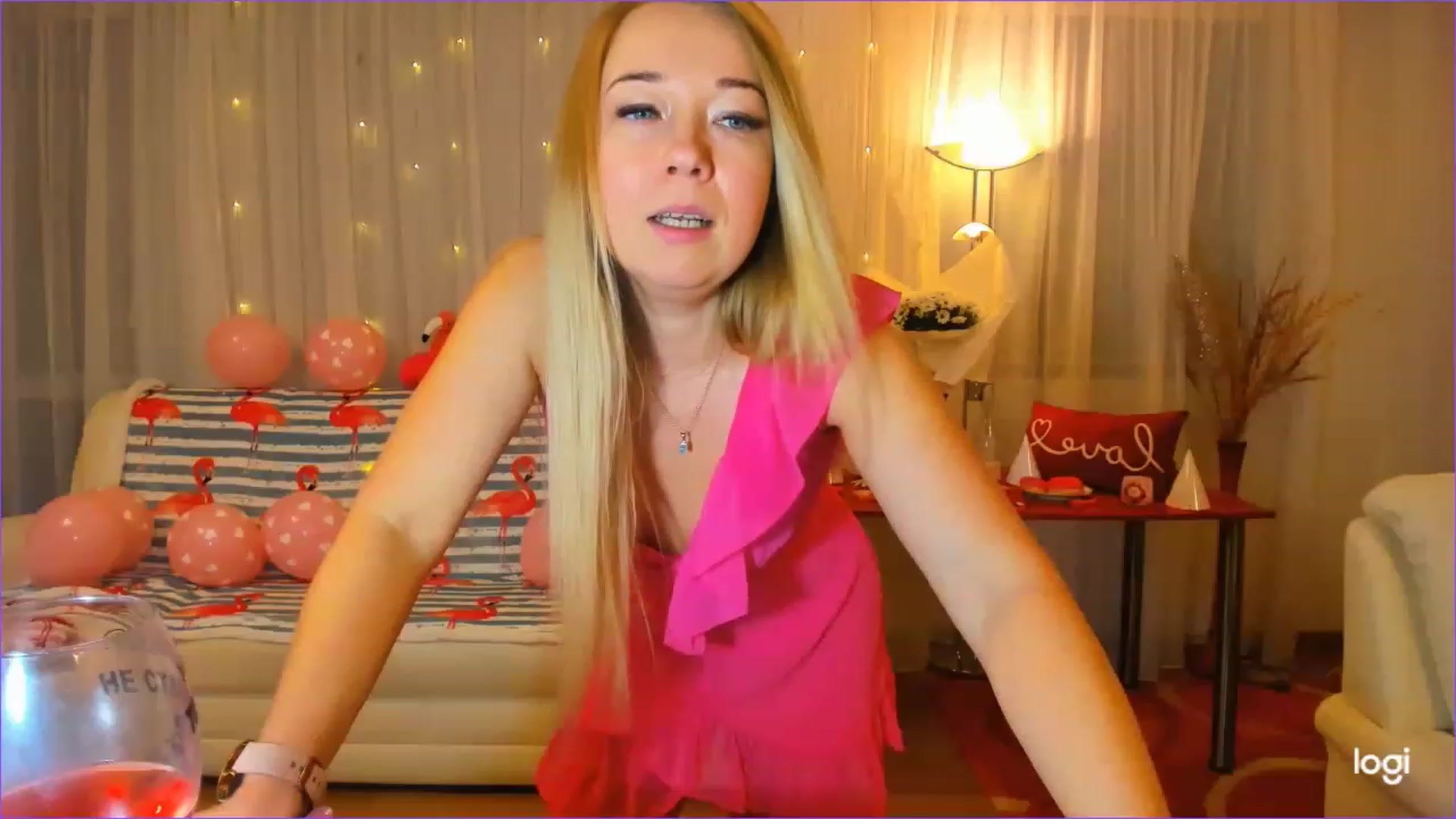 Gallery image thumbnail from FlamingoBday's myfreecams stream on, 02/06/2023, 22:44 image 9 of 20