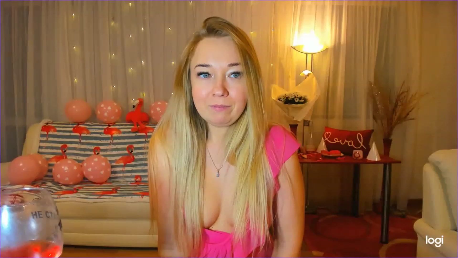 Gallery image thumbnail from FlamingoBday's myfreecams stream on, 02/06/2023, 22:44 image 13 of 20