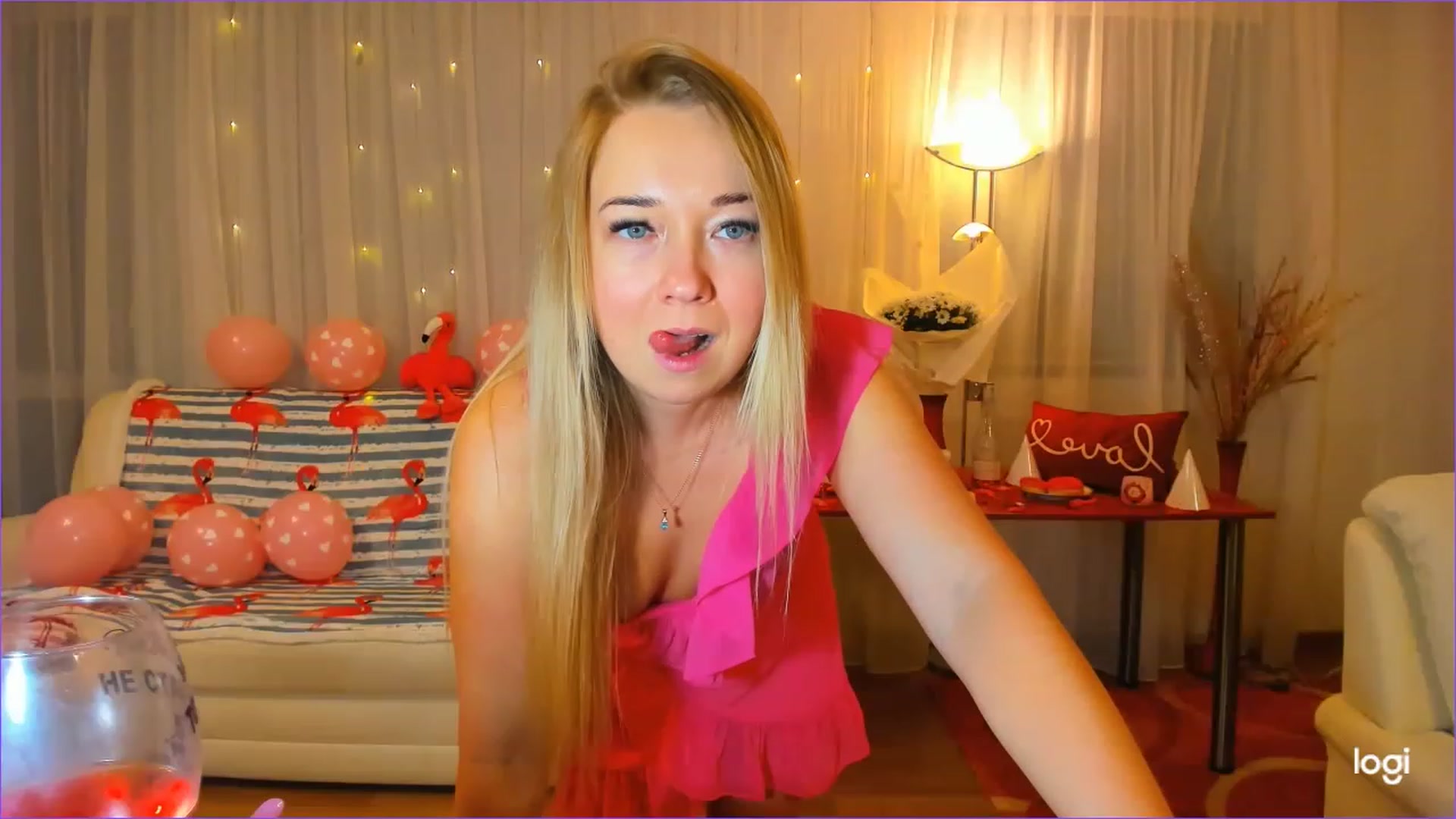 Gallery image thumbnail from FlamingoBday's myfreecams stream on, 02/06/2023, 22:44 image 8 of 20