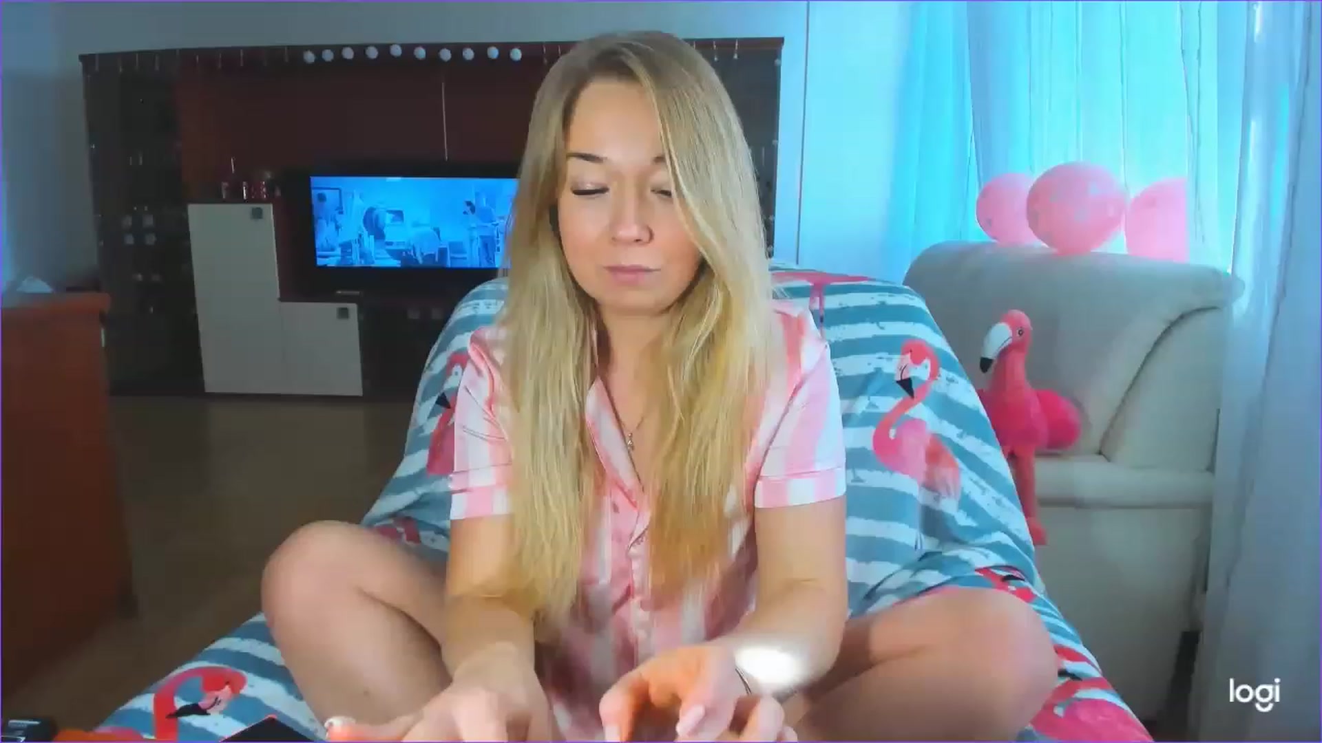 Gallery image thumbnail from FlamingoBday's myfreecams stream on, 02/07/2023, 14:35 image 1 of 20