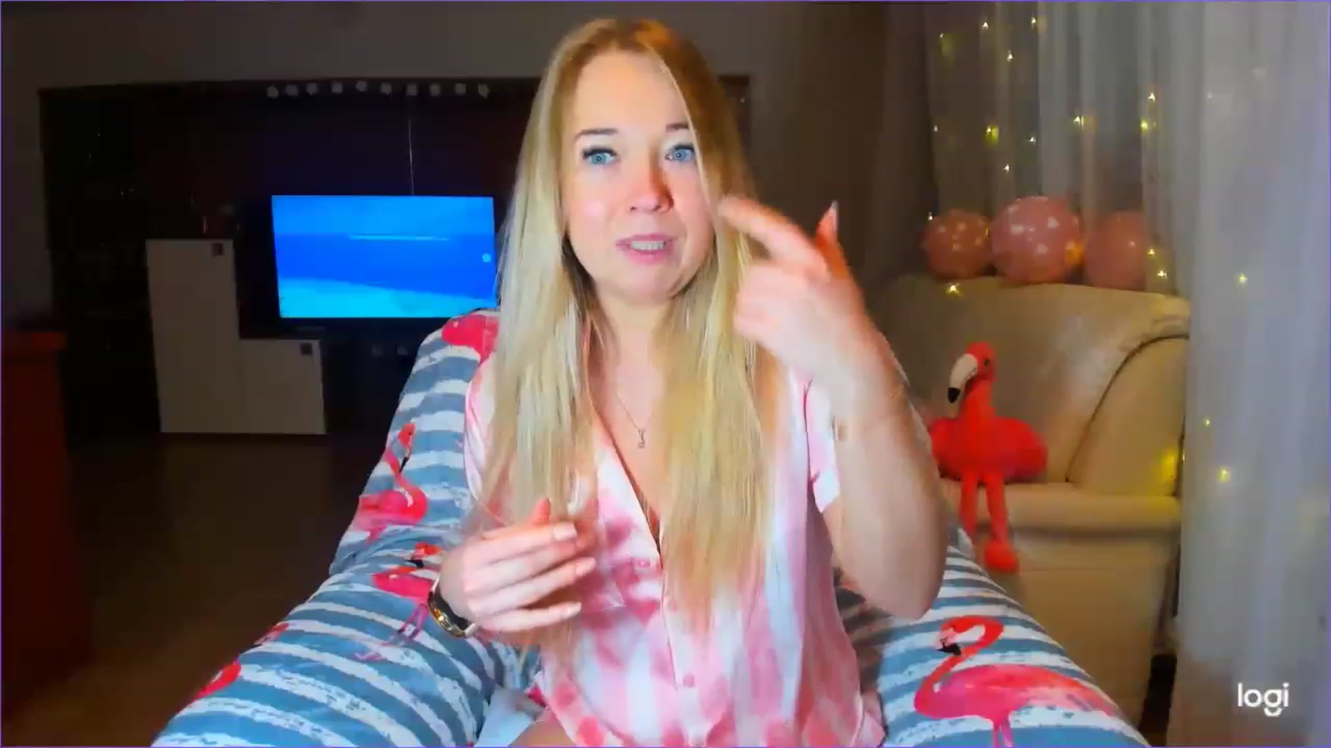 Gallery image thumbnail from FlamingoBday's myfreecams stream on, 02/07/2023, 17:04 image 17 of 20