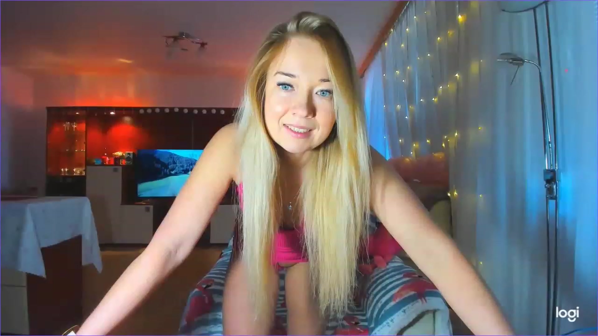 Gallery image thumbnail from FlamingoBday's myfreecams stream on, 02/10/2023, 15:43 image 17 of 20