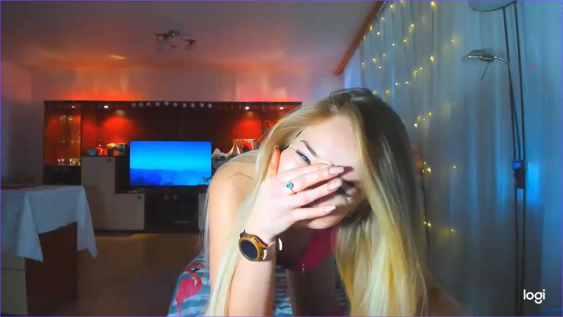 Gallery image thumbnail from FlamingoBday's myfreecams stream on, 02/10/2023, 15:43 image 18 of 20