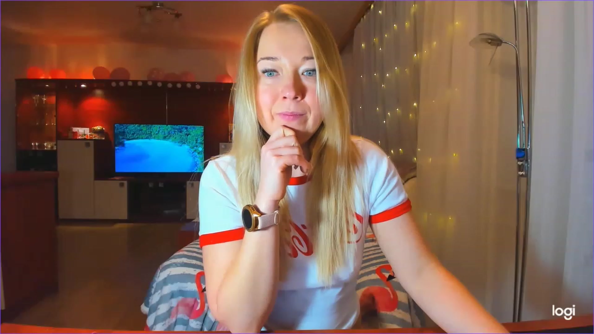 Gallery image thumbnail from FlamingoBday's myfreecams stream on, 02/20/2023, 22:23 image 15 of 20