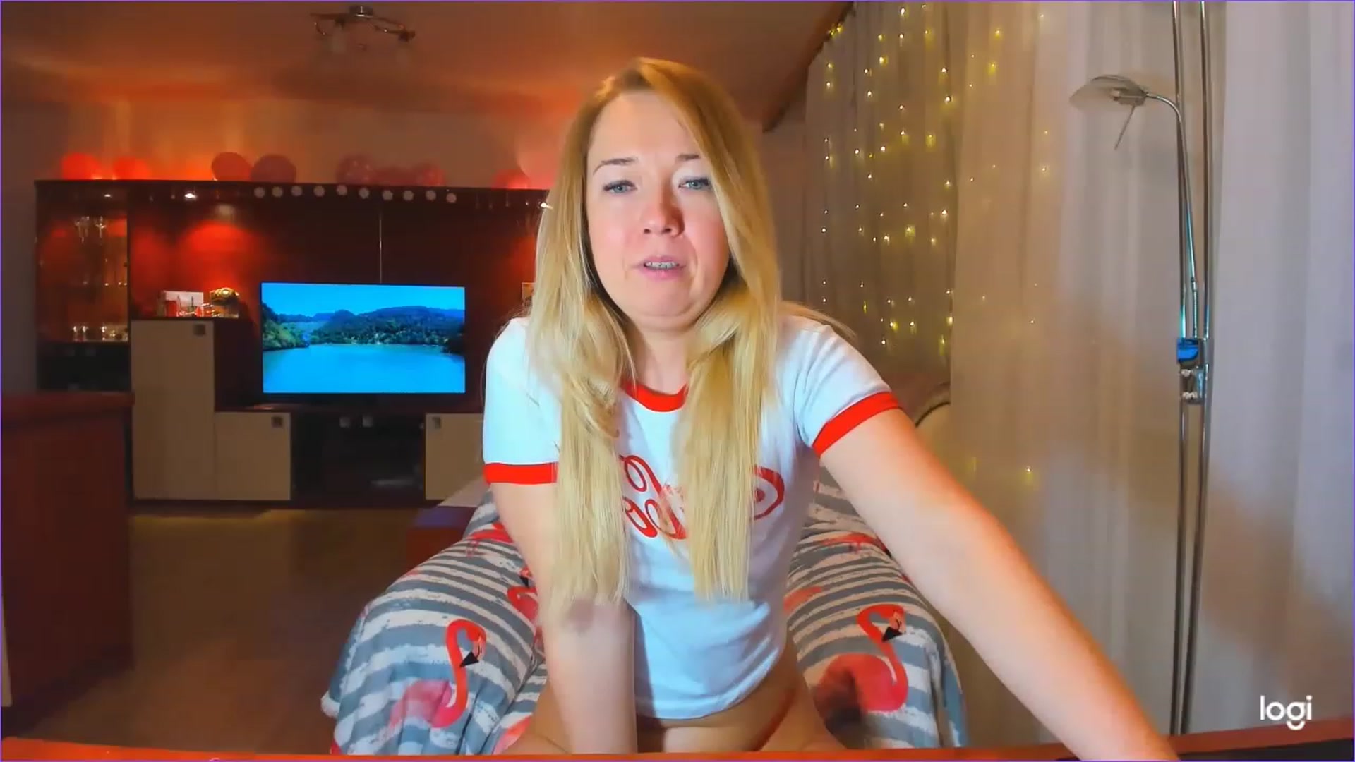 Gallery image thumbnail from FlamingoBday's myfreecams stream on, 02/20/2023, 22:23 image 9 of 20