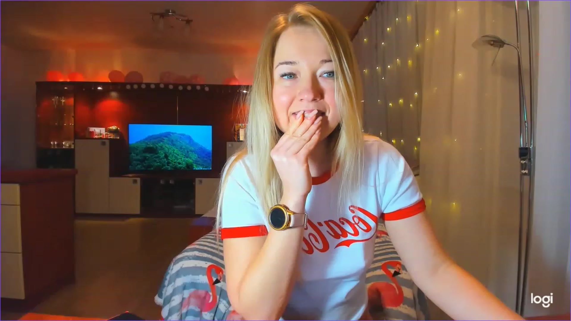 Gallery image thumbnail from FlamingoBday's myfreecams stream on, 02/20/2023, 23:10 image 1 of 20