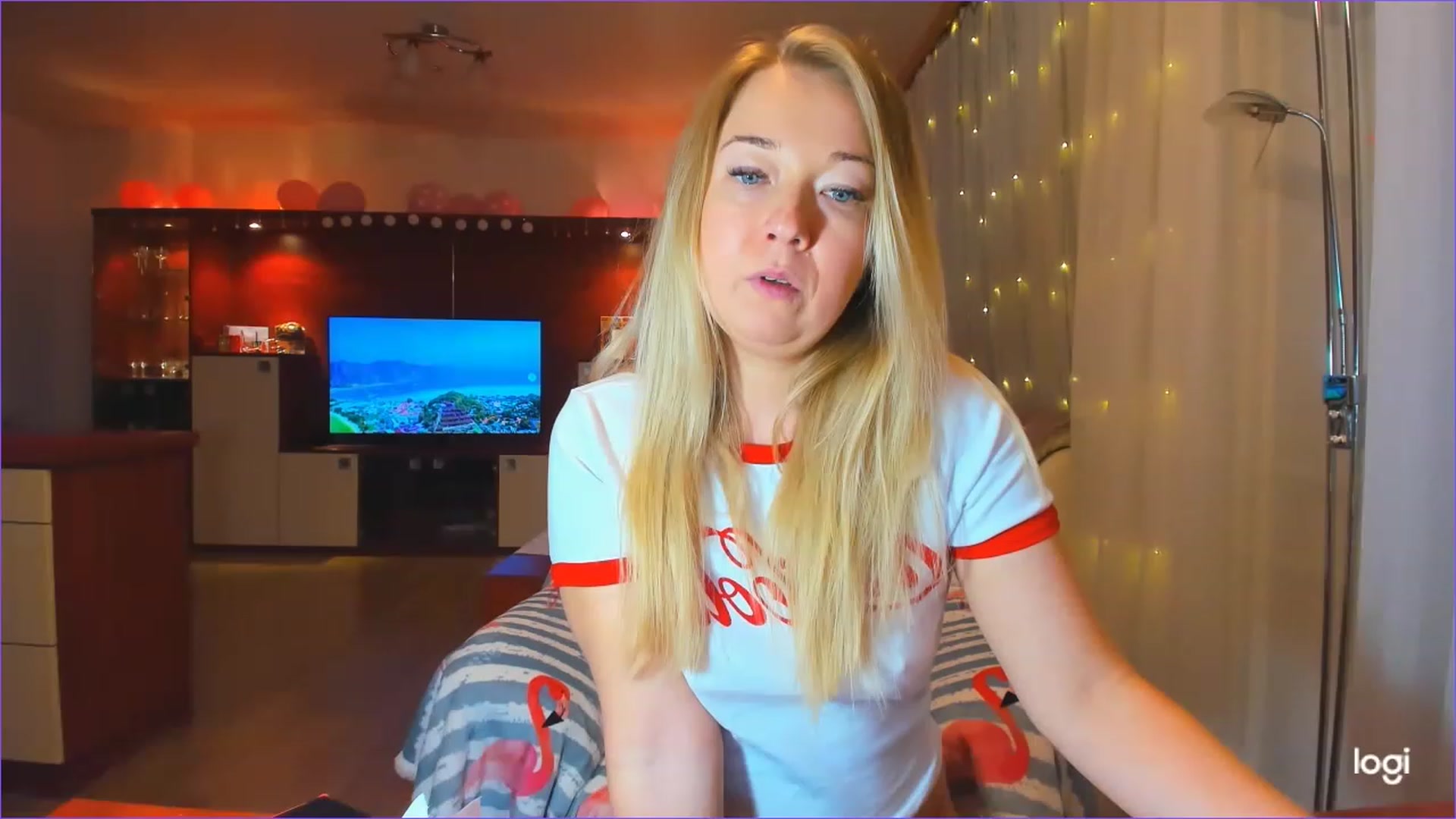 Gallery image thumbnail from FlamingoBday's myfreecams stream on, 02/20/2023, 23:10 image 12 of 20