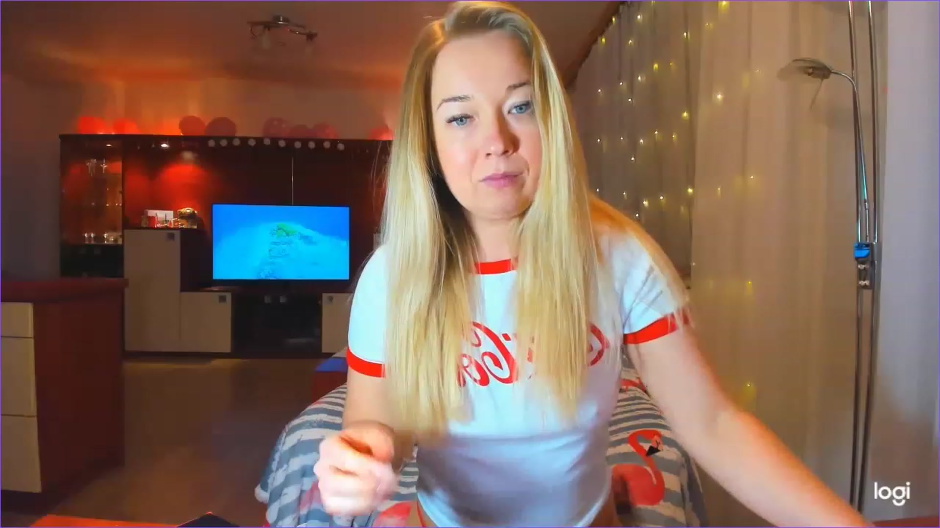 Gallery image thumbnail from FlamingoBday's myfreecams stream on, 02/20/2023, 23:10 image 8 of 20