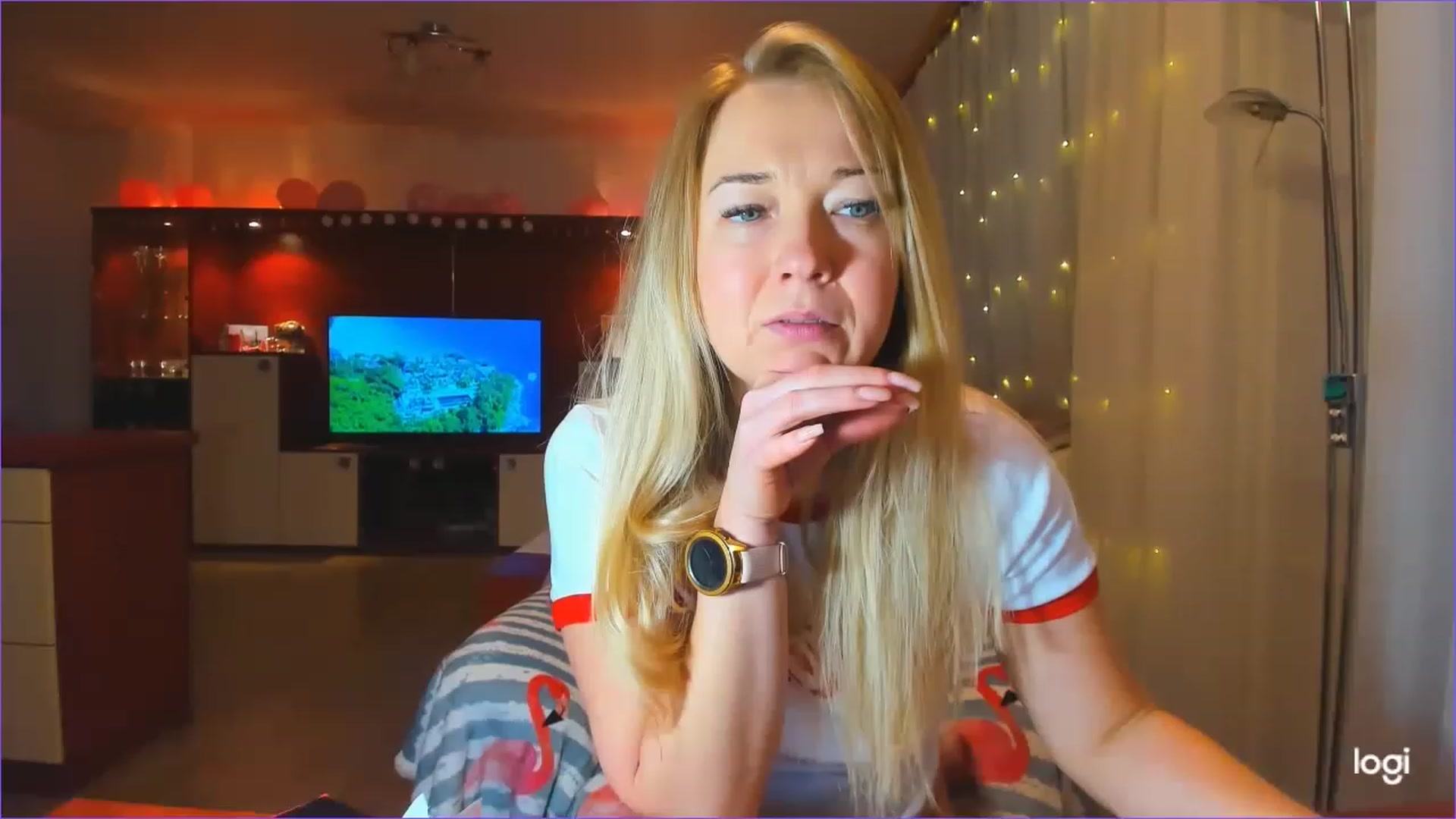 Gallery image thumbnail from FlamingoBday's myfreecams stream on, 02/20/2023, 23:10 image 13 of 20
