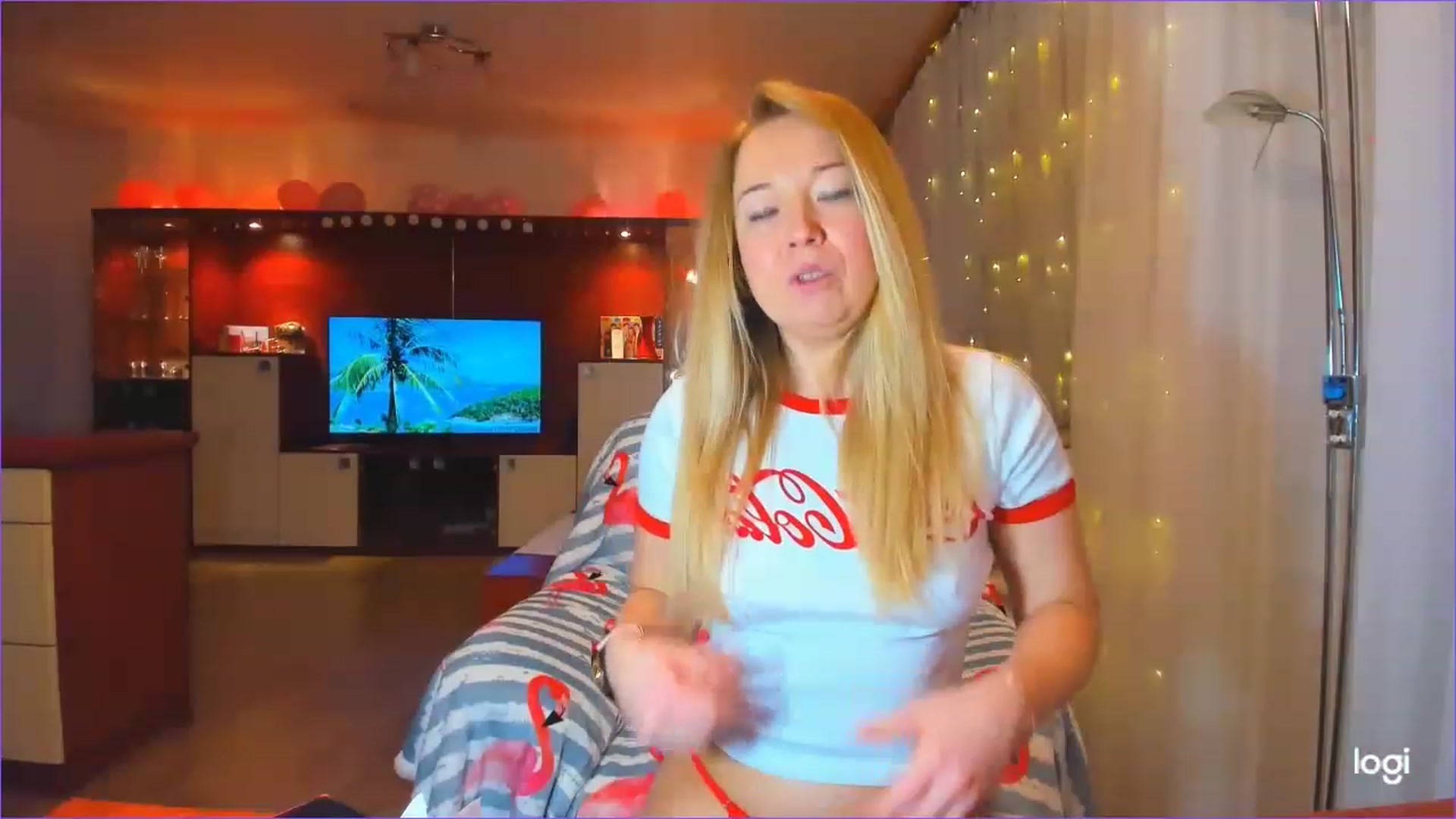 Gallery image thumbnail from FlamingoBday's myfreecams stream on, 02/20/2023, 23:10 image 14 of 20