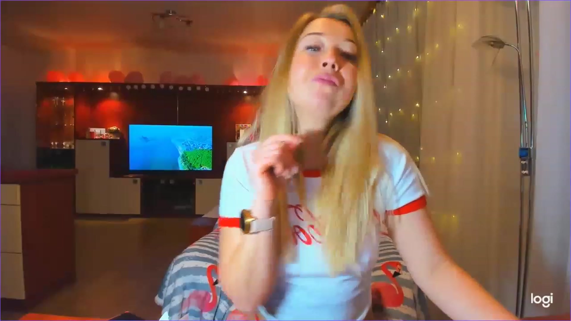 Gallery image thumbnail from FlamingoBday's myfreecams stream on, 02/20/2023, 23:10 image 11 of 20