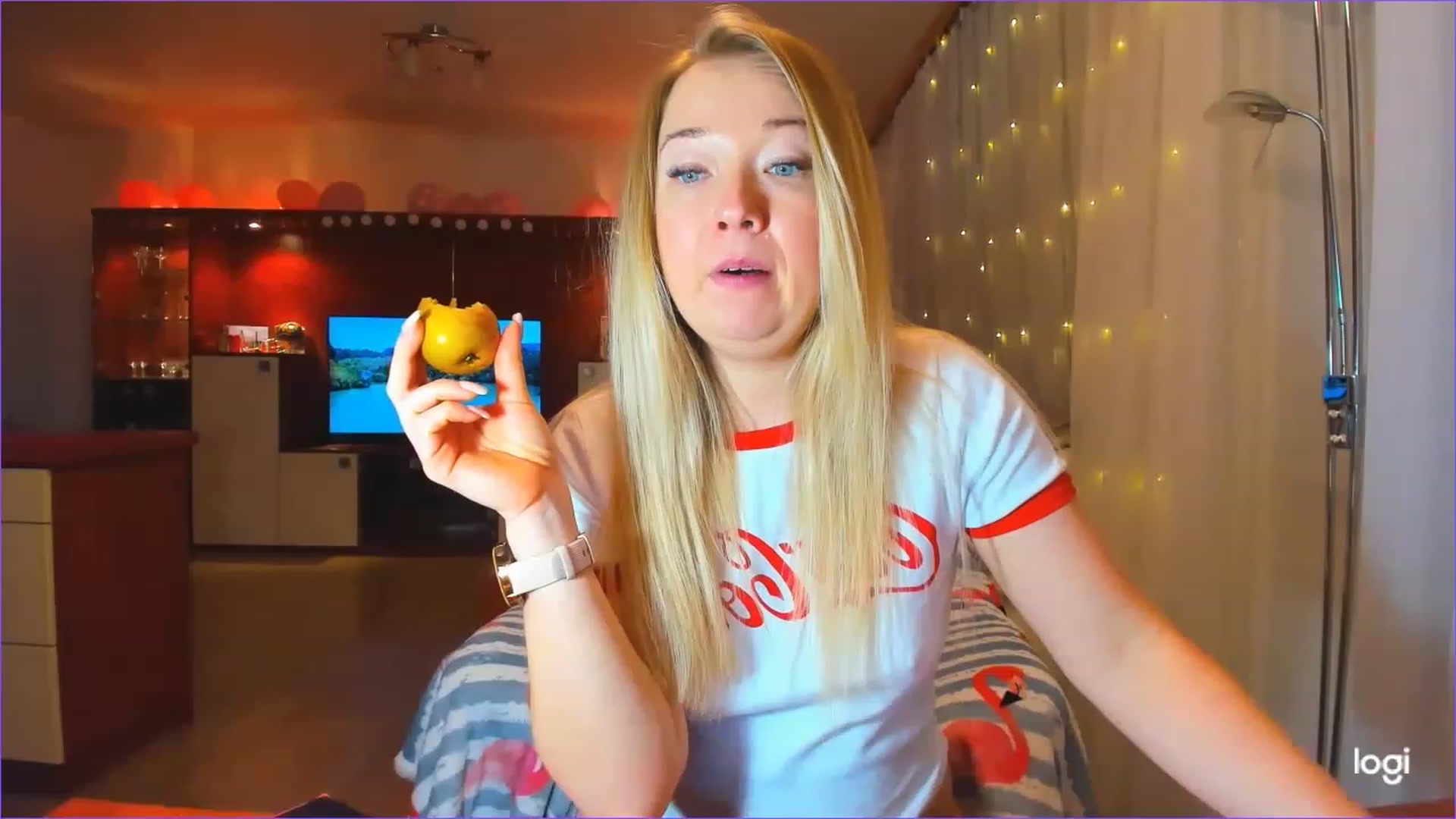 Gallery image thumbnail from FlamingoBday's myfreecams stream on, 02/20/2023, 23:10 image 5 of 20