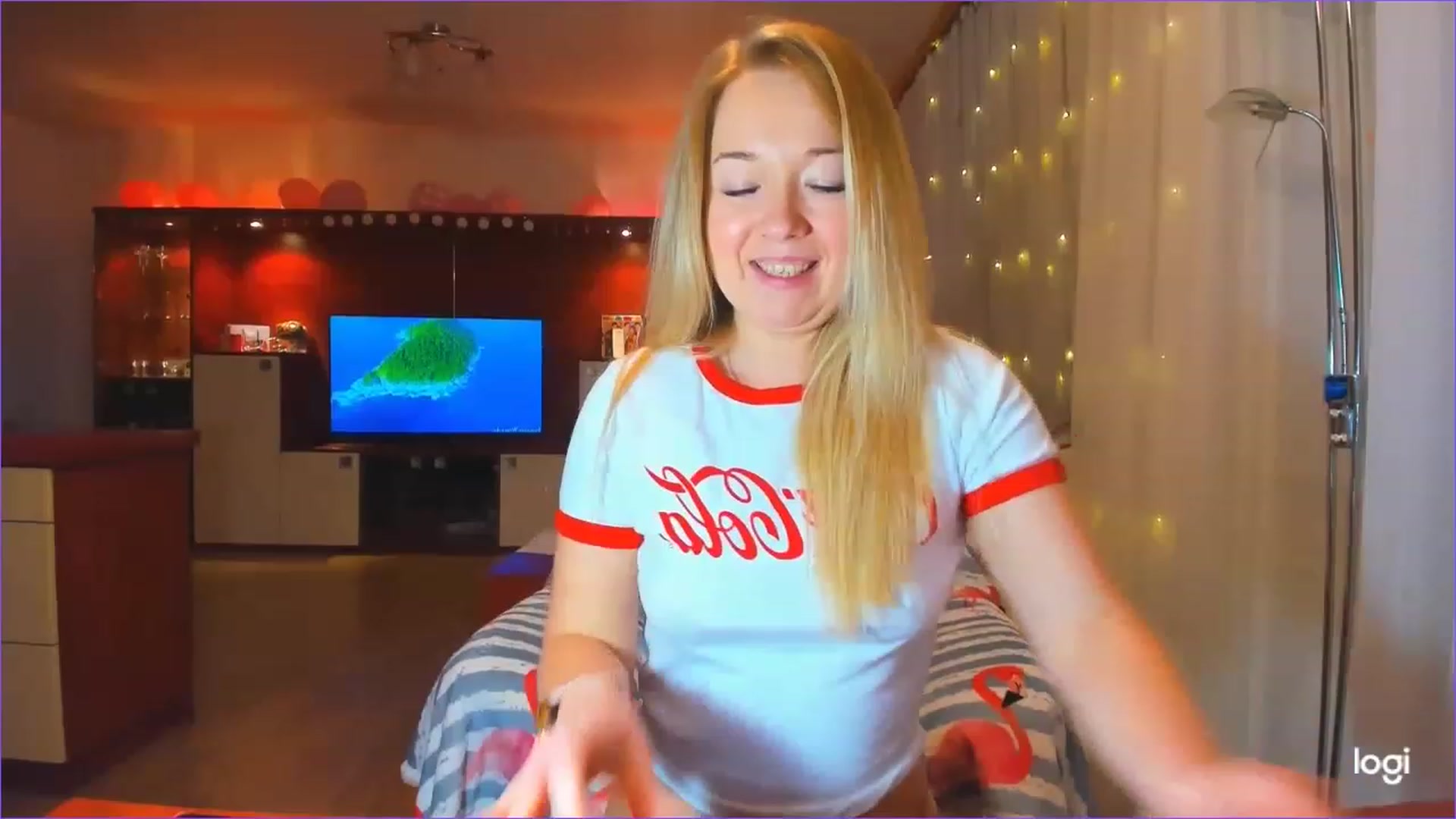 Gallery image thumbnail from FlamingoBday's myfreecams stream on, 02/21/2023, 24:01 image 2 of 20