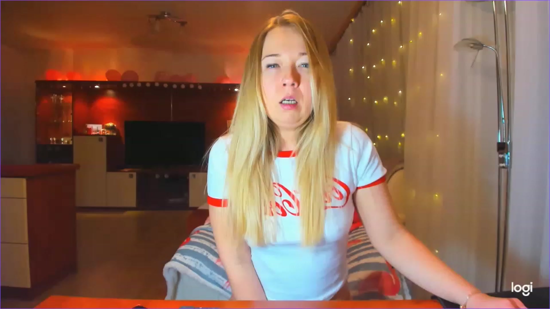 Gallery image thumbnail from FlamingoBday's myfreecams stream on, 02/21/2023, 03:32 image 1 of 20