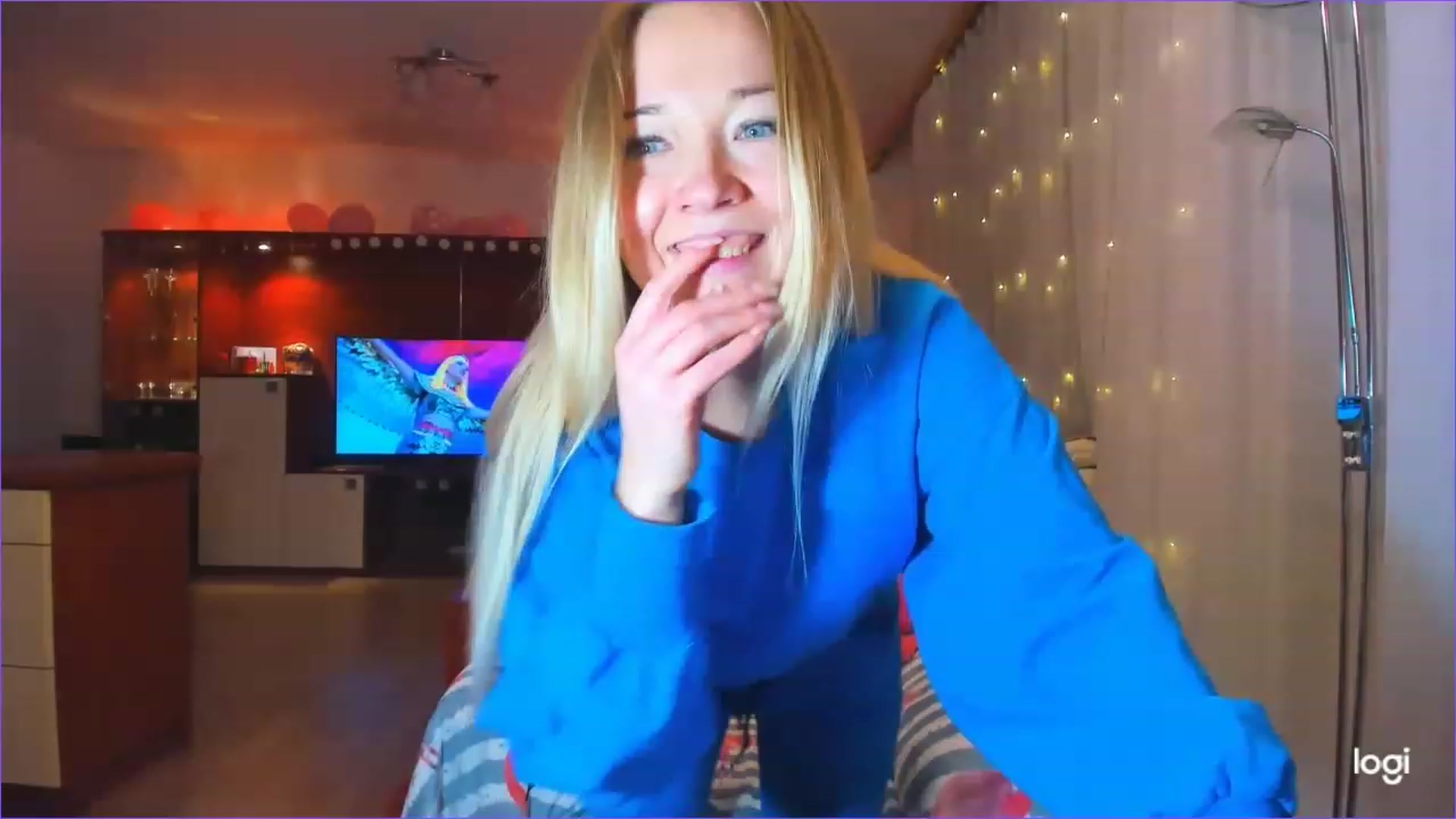 Gallery image thumbnail from FlamingoBday's myfreecams stream on, 02/24/2023, 24:45 image 2 of 20