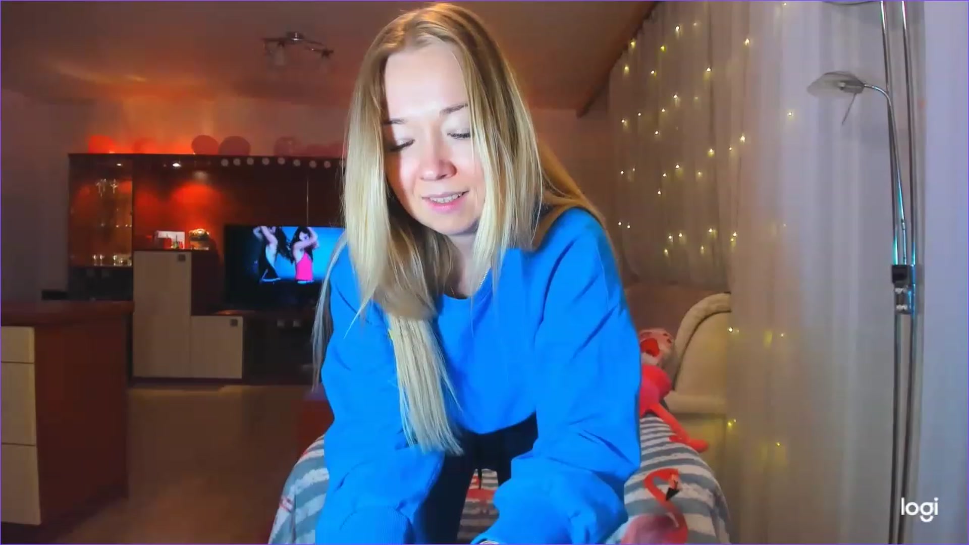 Gallery image thumbnail from FlamingoBday's myfreecams stream on, 02/24/2023, 24:45 image 3 of 20