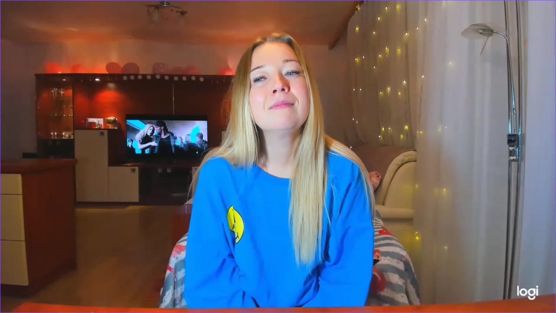 Gallery image thumbnail from FlamingoBday's myfreecams stream on, 02/24/2023, 01:53 image 13 of 20