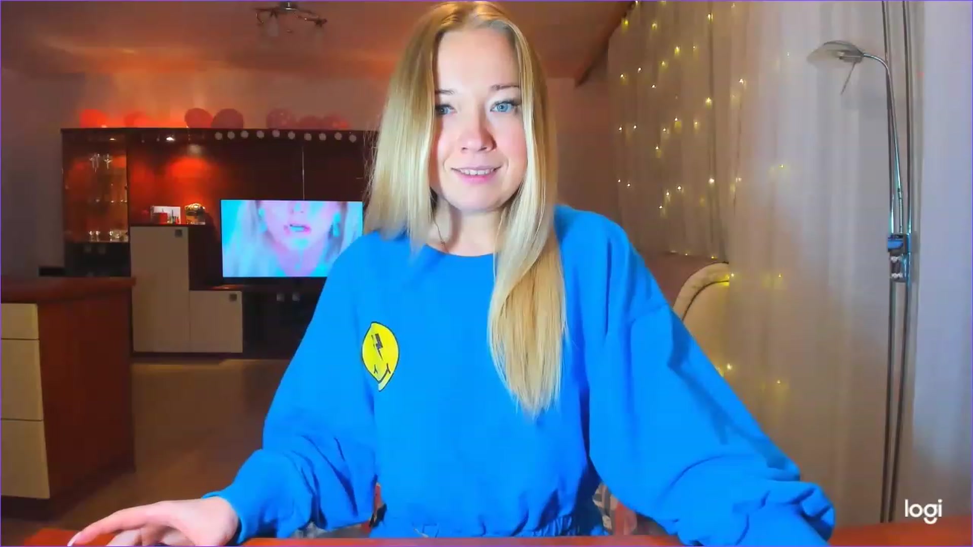 Gallery image thumbnail from FlamingoBday's myfreecams stream on, 02/24/2023, 01:53 image 11 of 20