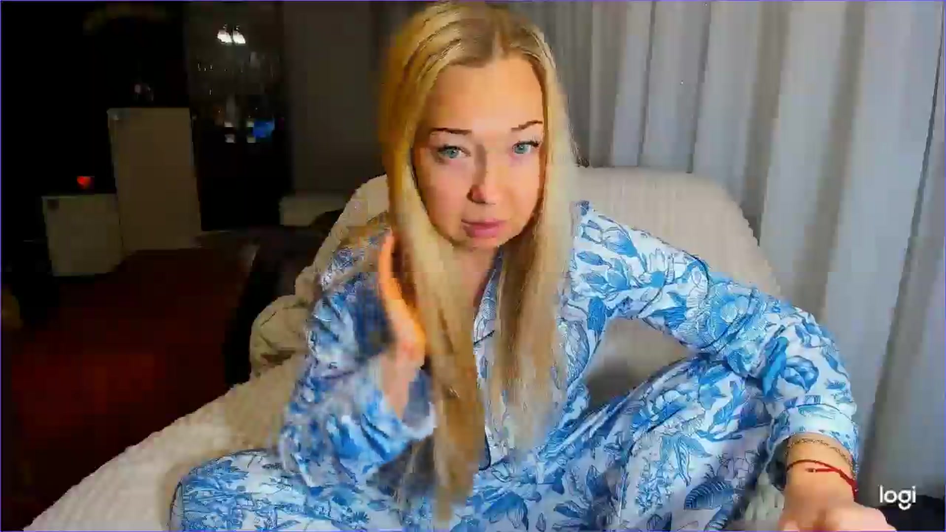 Gallery image thumbnail from FlamingoBday's myfreecams stream on, 02/07/2025, 01:38 image 3 of 20