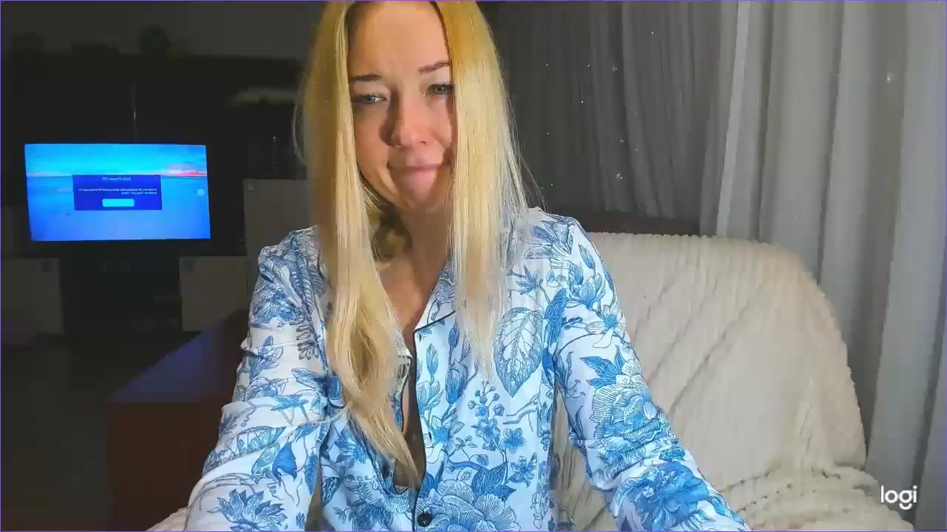 Gallery image thumbnail from FlamingoBday's myfreecams stream on, 02/11/2025, 04:07 image 8 of 20