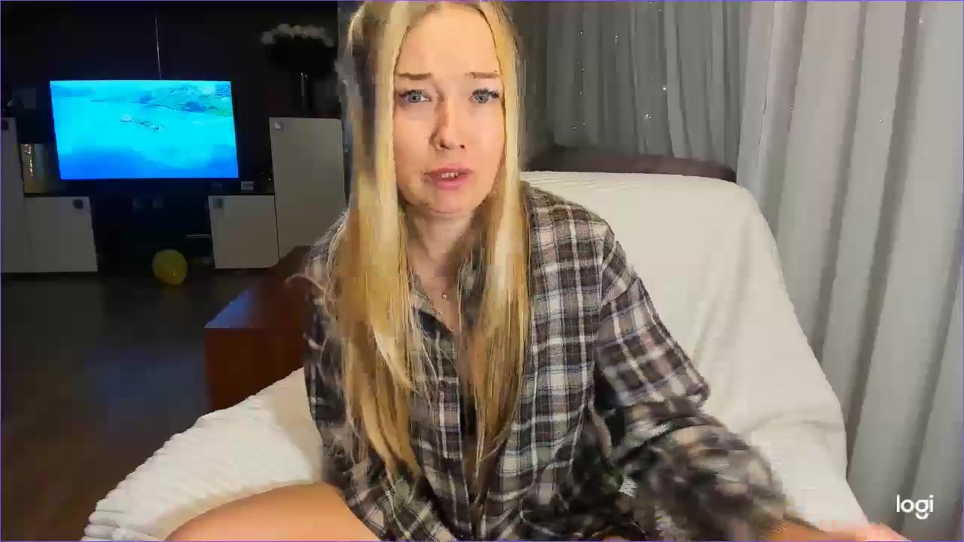 Gallery image thumbnail from FlamingoBday's myfreecams stream on, 02/14/2025, 02:46 image 11 of 20
