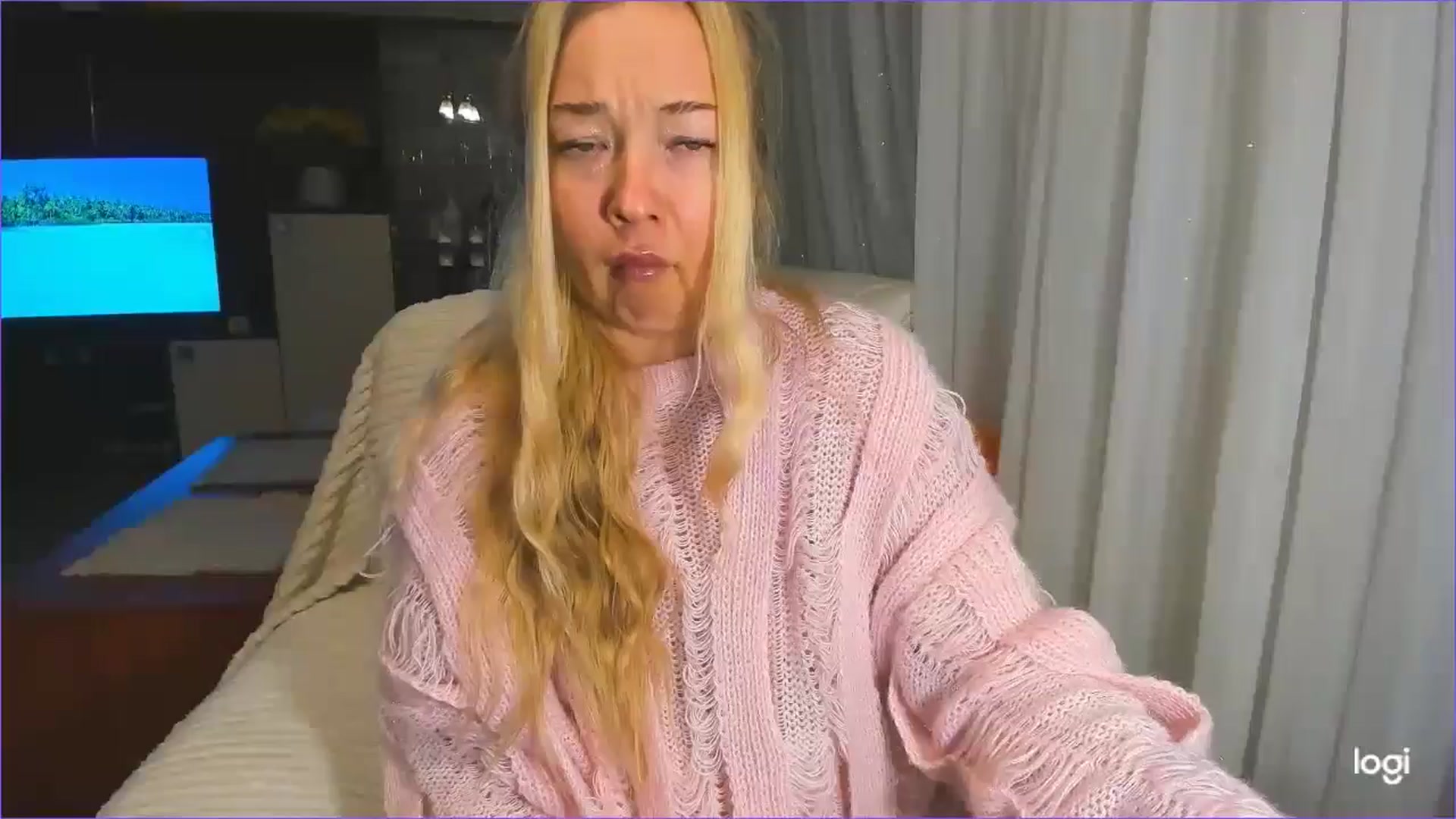 Gallery image thumbnail from FlamingoBday's myfreecams stream on, 02/20/2025, 24:04 image 17 of 20