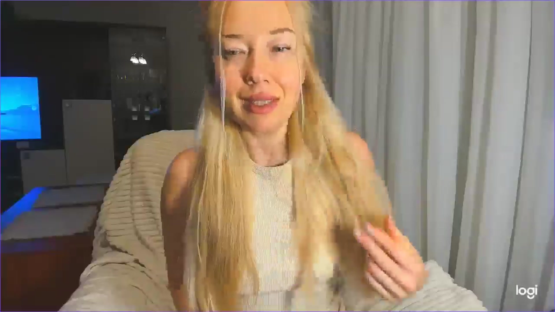 Gallery image thumbnail from FlamingoBday's myfreecams stream on, 02/26/2025, 02:00 image 5 of 20
