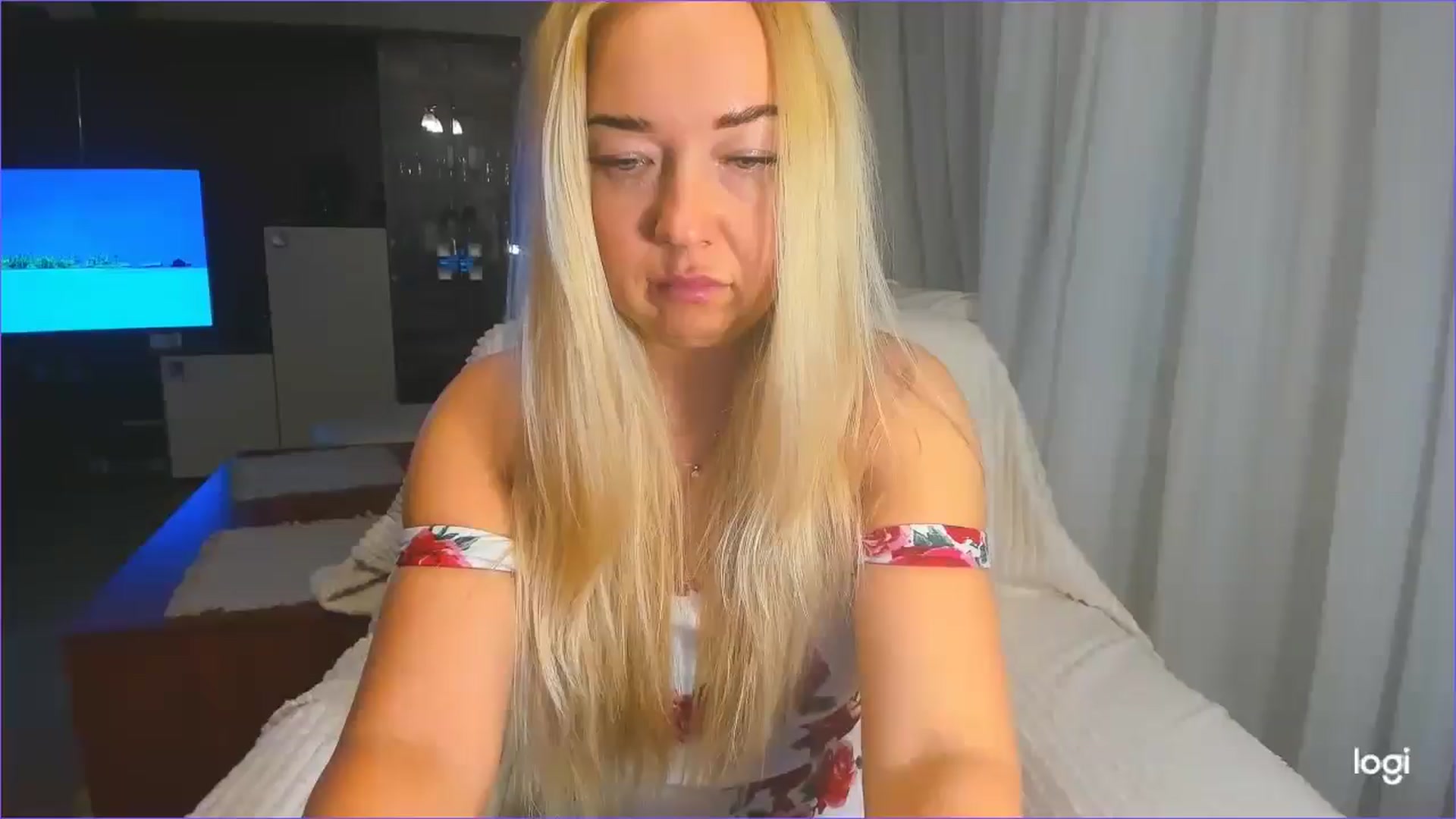 Gallery image thumbnail from FlamingoBday's myfreecams stream on, 02/28/2025, 01:10 image 20 of 20