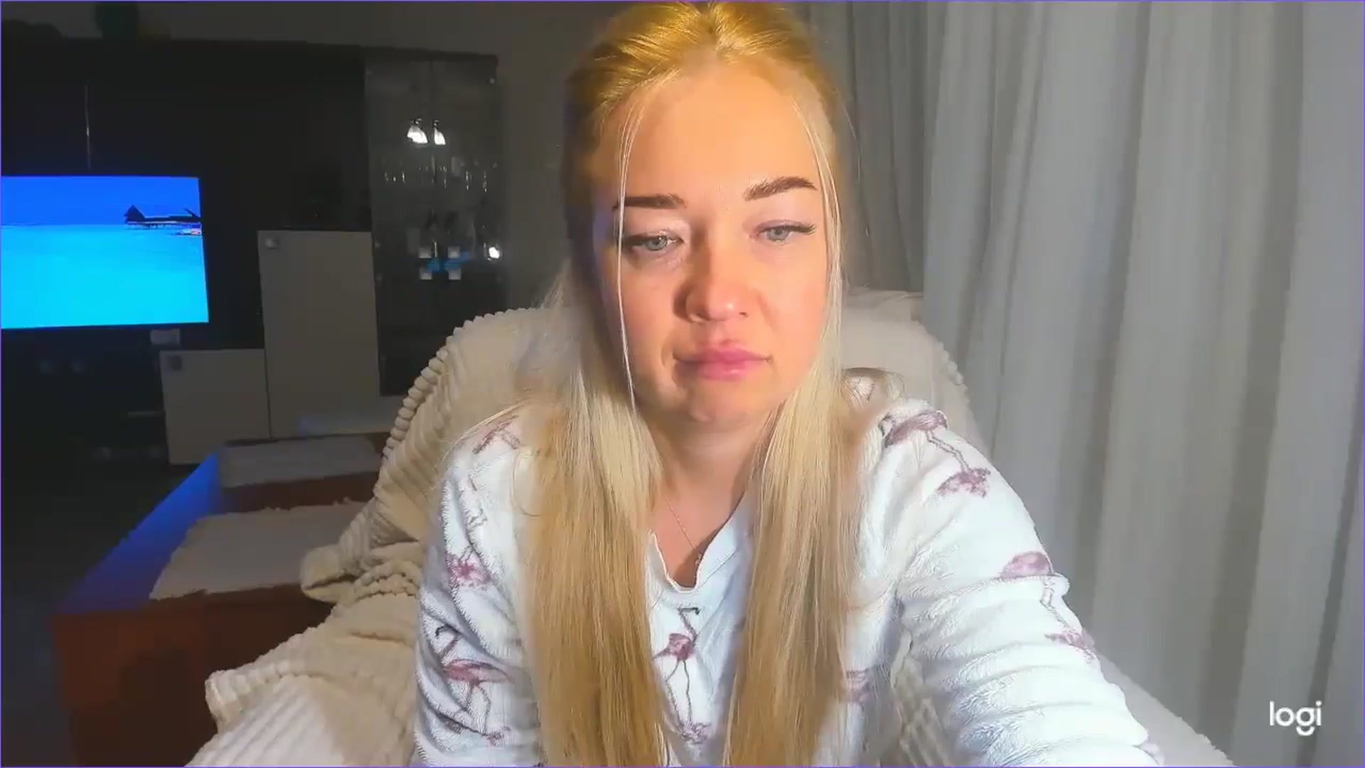 Gallery image thumbnail from FlamingoBday's myfreecams stream on, 02/28/2025, 02:45 image 12 of 20