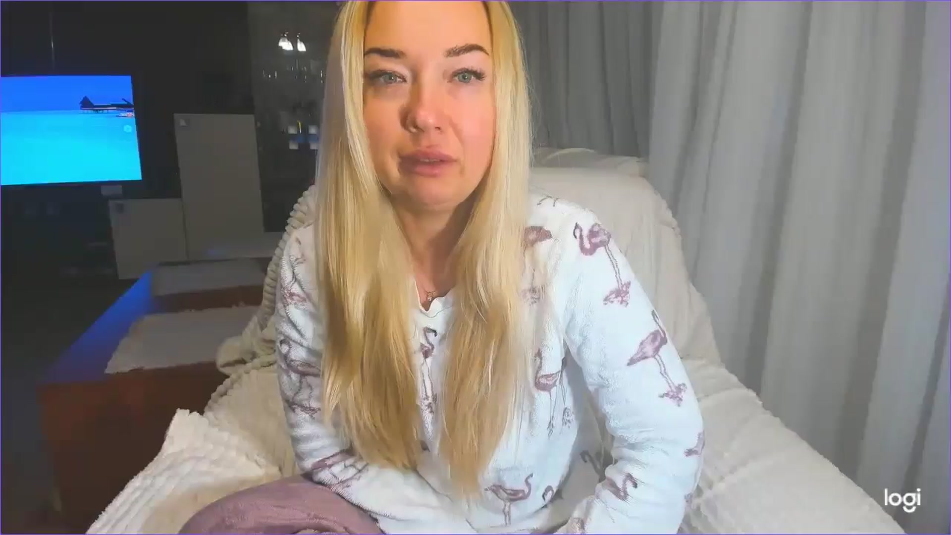 Gallery image thumbnail from FlamingoBday's myfreecams stream on, 02/28/2025, 03:46 image 9 of 20