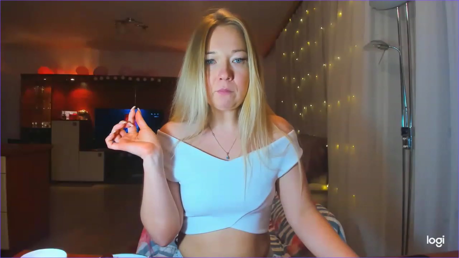 Gallery image thumbnail from FlamingoDream's myfreecams stream on, 02/27/2023, 22:06 image 12 of 20