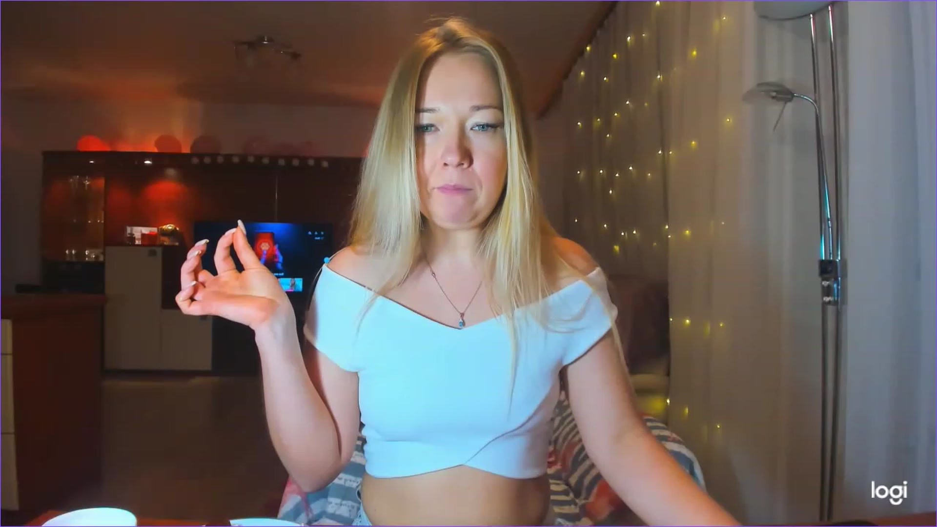 Gallery image thumbnail from FlamingoDream's myfreecams stream on, 02/27/2023, 22:06 image 11 of 20