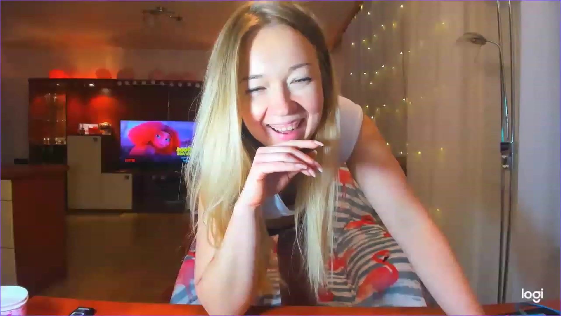 Gallery image thumbnail from FlamingoDream's myfreecams stream on, 02/27/2023, 23:06 image 20 of 20