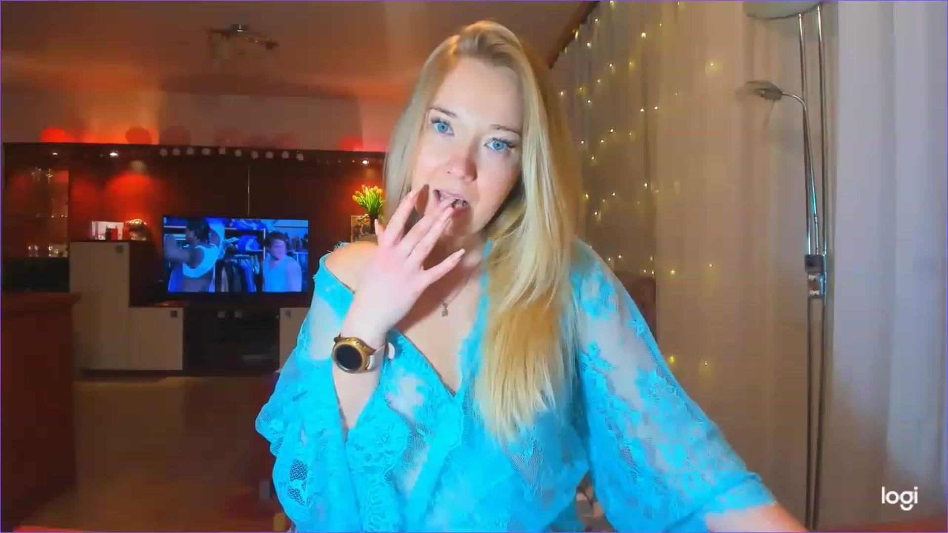 Gallery image thumbnail from FlamingoDream's myfreecams stream on, 02/28/2023, 22:20 image 13 of 20