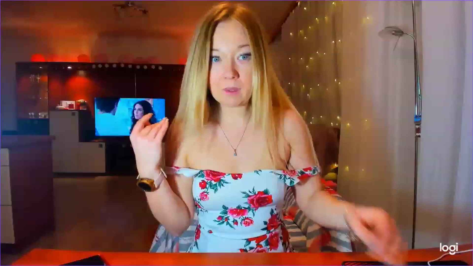 Gallery image thumbnail from FlamingoDream's myfreecams stream on, 03/01/2023, 20:39 image 15 of 20