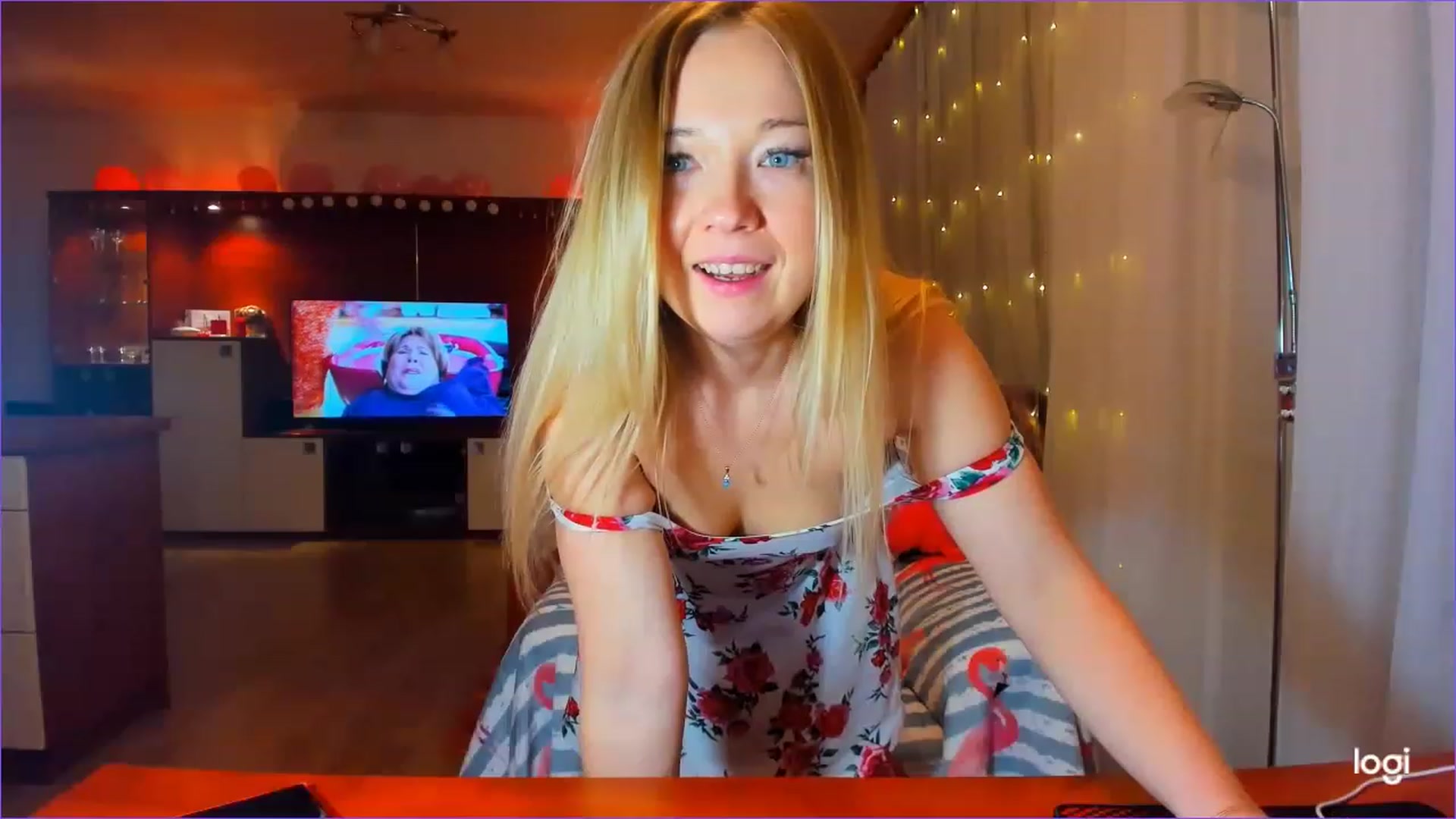 Gallery image thumbnail from FlamingoDream's myfreecams stream on, 03/01/2023, 20:39 image 18 of 20