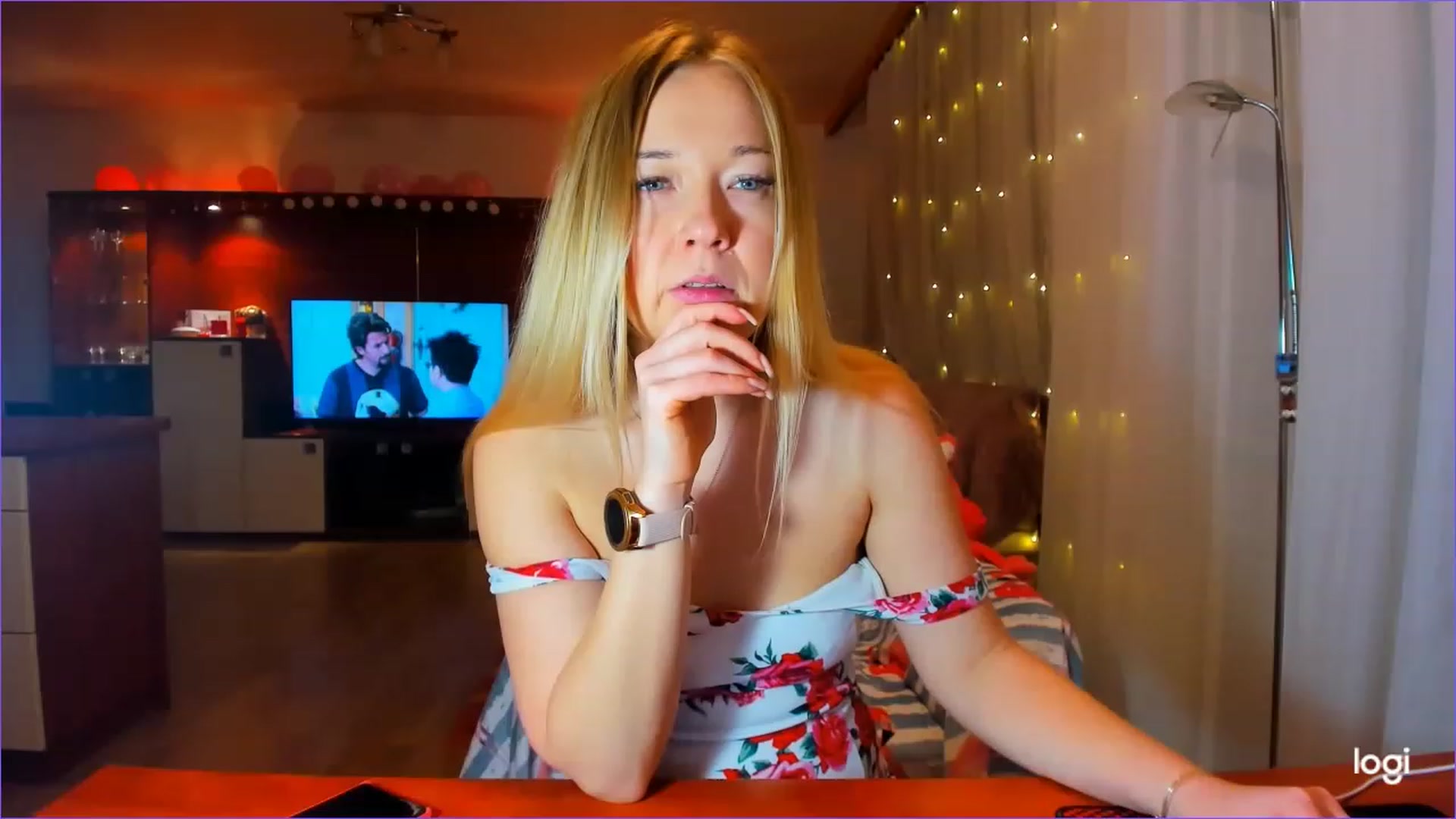 Gallery image thumbnail from FlamingoDream's myfreecams stream on, 03/01/2023, 21:00 image 3 of 20