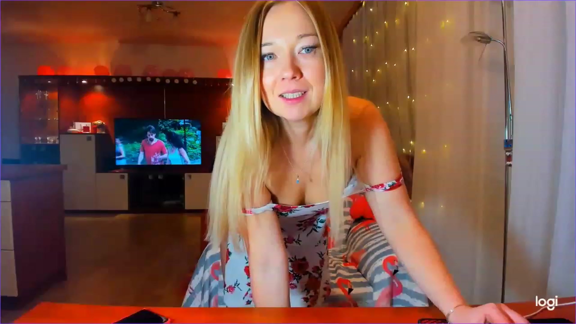 Gallery image thumbnail from FlamingoDream's myfreecams stream on, 03/01/2023, 21:00 image 8 of 20