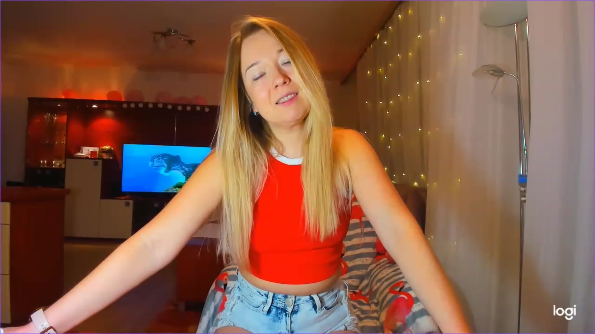 Gallery image thumbnail from FlamingoDream's myfreecams stream on, 03/03/2023, 21:04 image 2 of 20