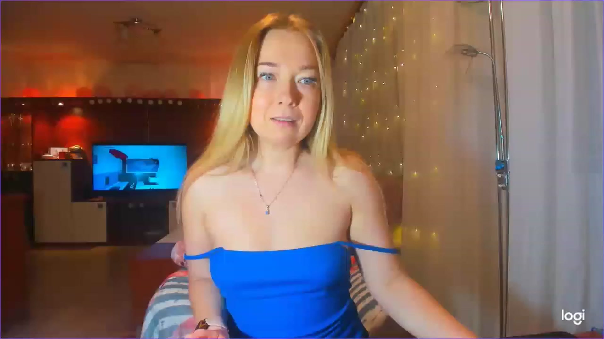 Gallery image thumbnail from FlamingoDream's myfreecams stream on, 03/06/2023, 22:24 image 7 of 20