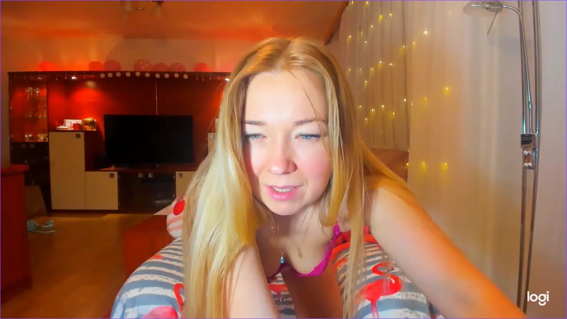 Gallery image thumbnail from FlamingoDream's myfreecams stream on, 03/07/2023, 03:27 image 13 of 20