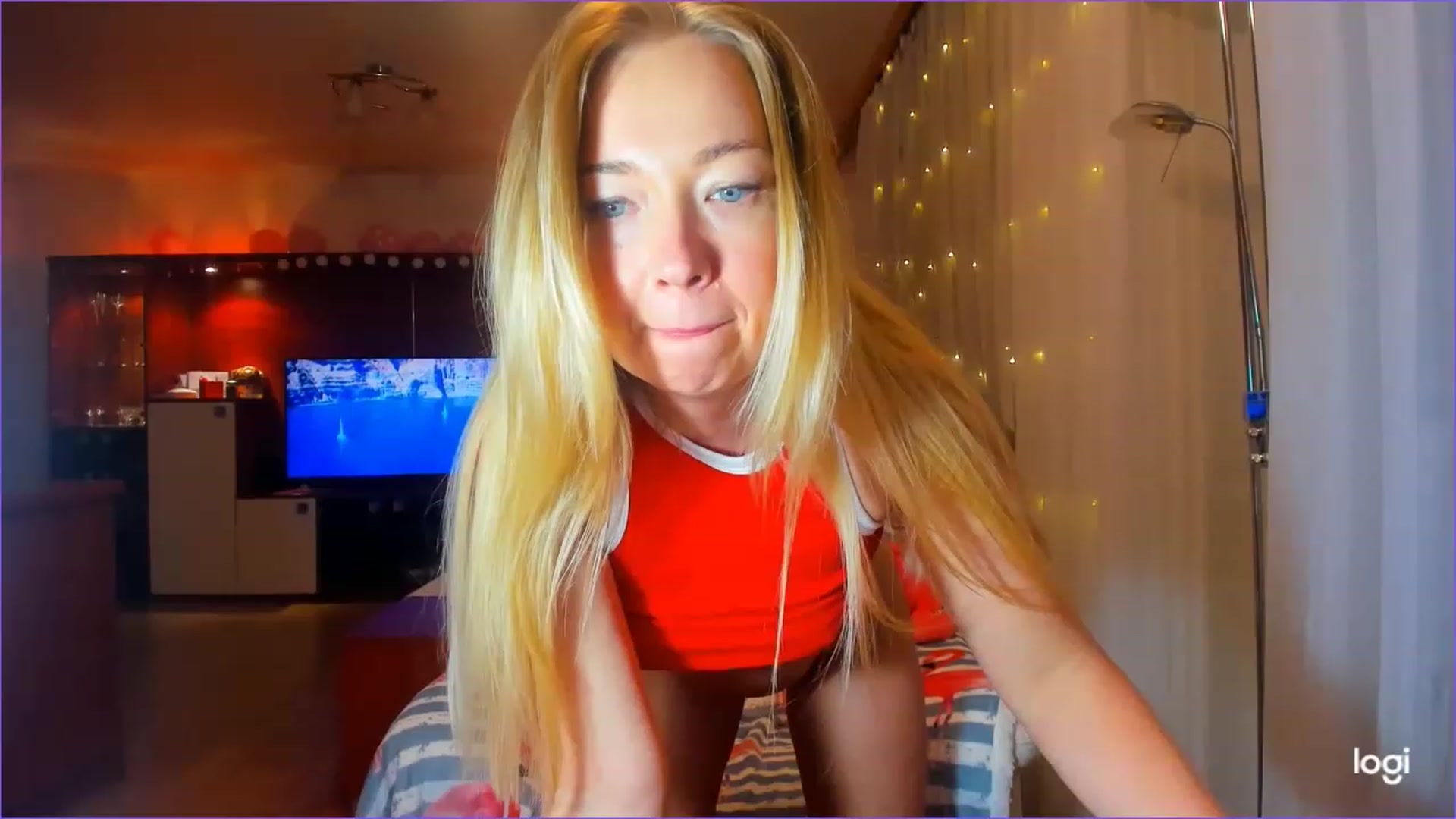 Gallery image thumbnail from FlamingoDream's myfreecams stream on, 03/07/2023, 22:38 image 18 of 20