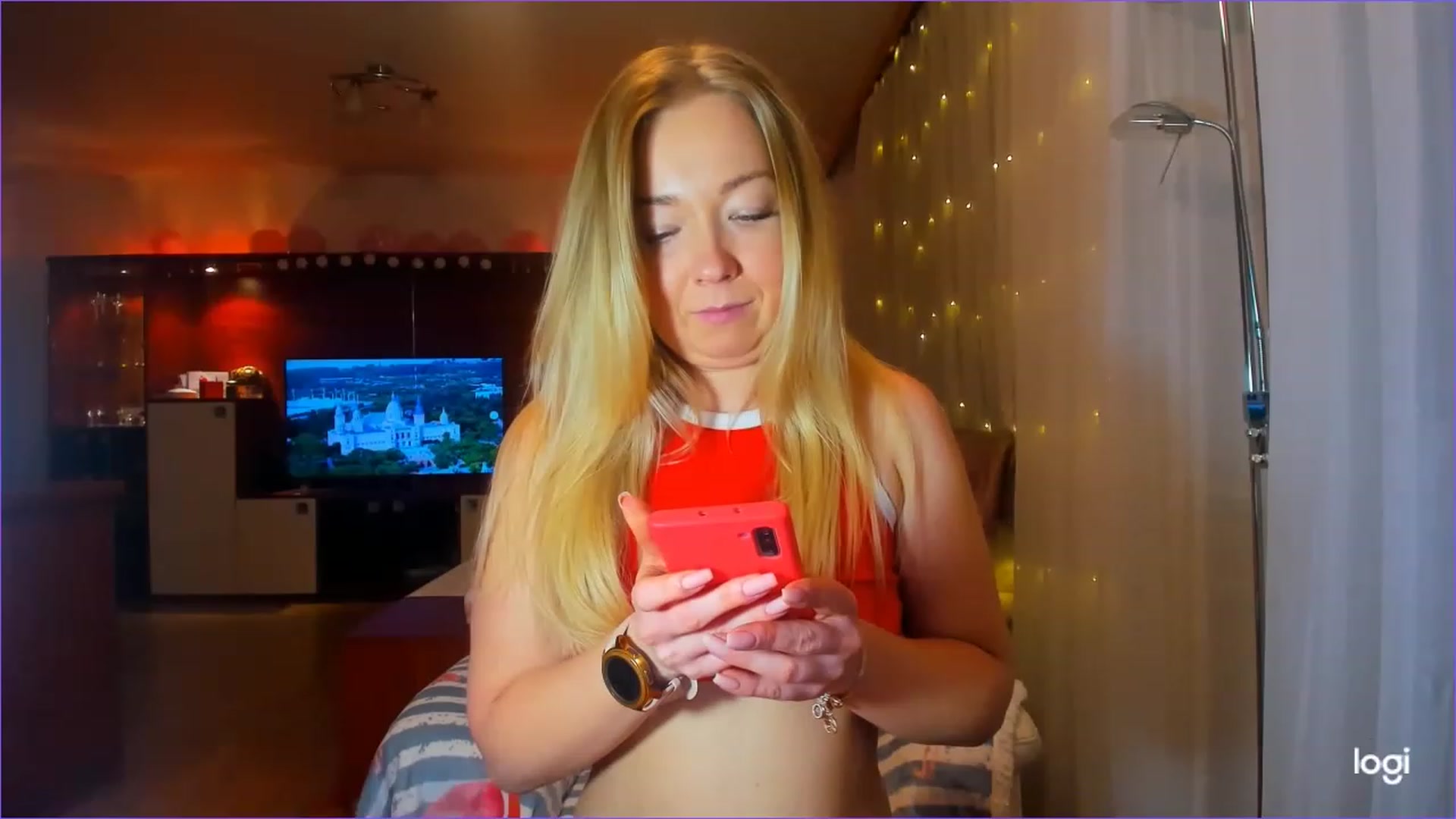 Gallery image thumbnail from FlamingoDream's myfreecams stream on, 03/07/2023, 22:38 image 13 of 20
