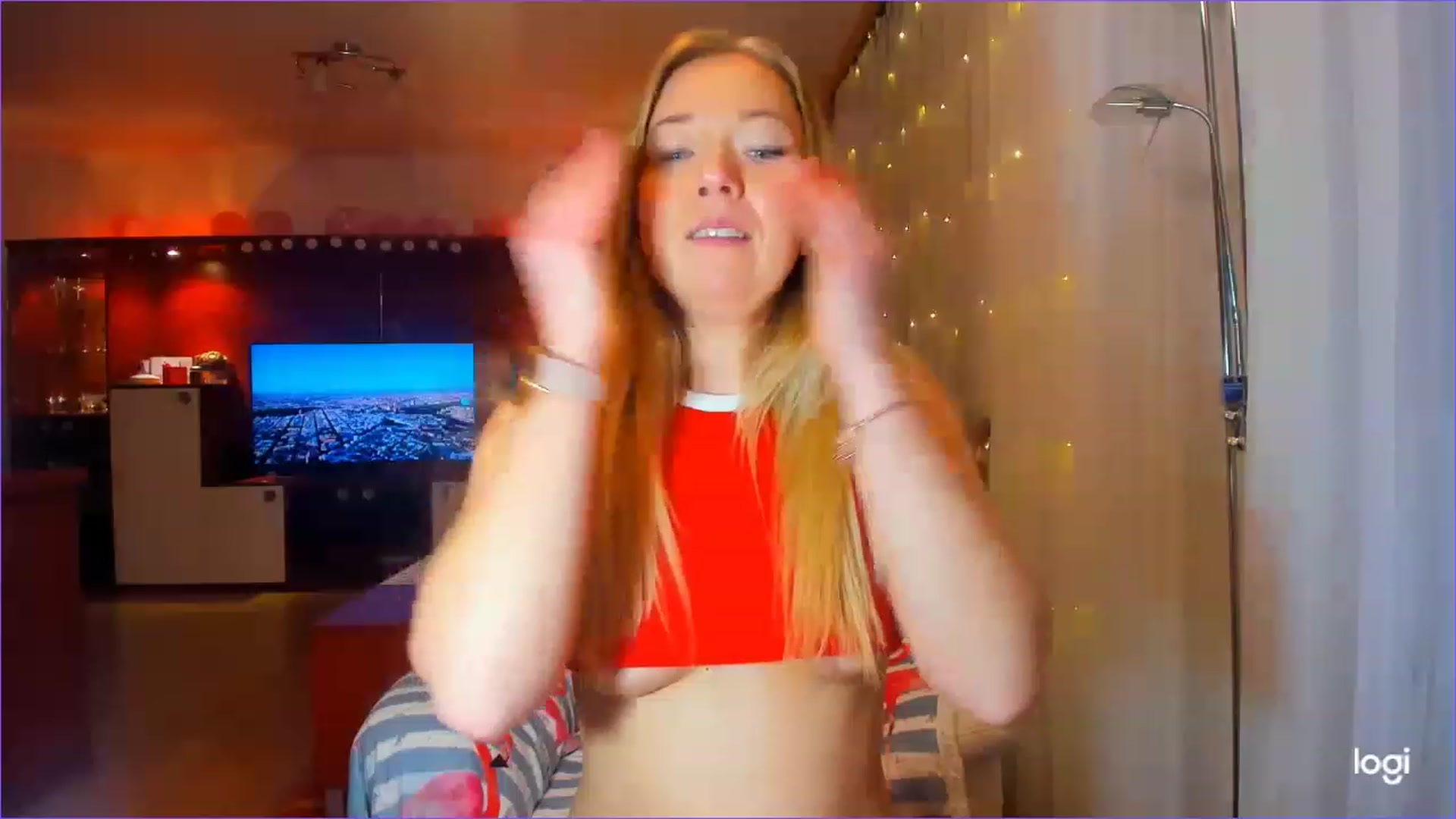 Gallery image thumbnail from FlamingoDream's myfreecams stream on, 03/07/2023, 23:32 image 20 of 20