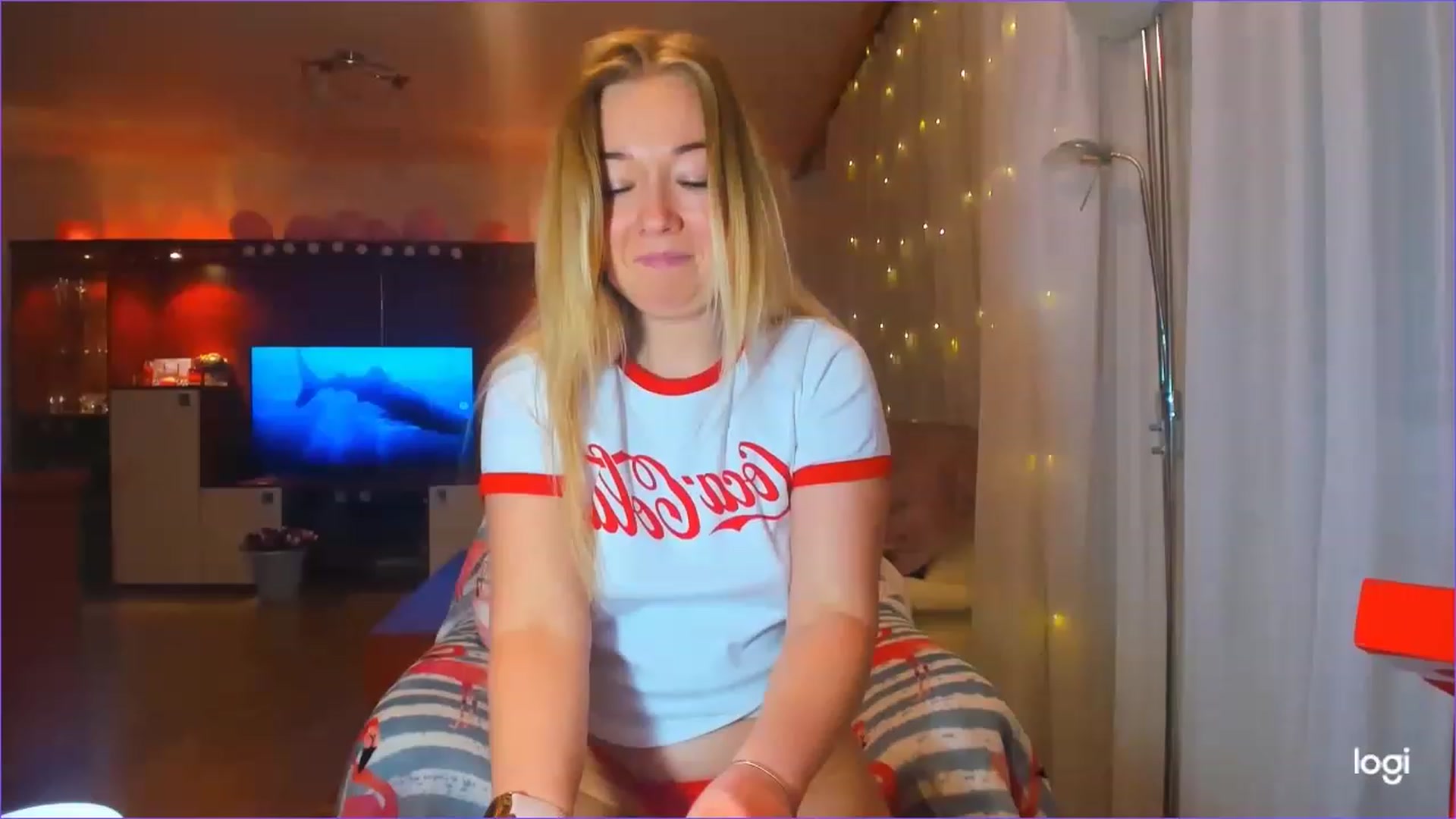 Gallery image thumbnail from FlamingoDream's myfreecams stream on, 03/13/2023, 21:50 image 13 of 20