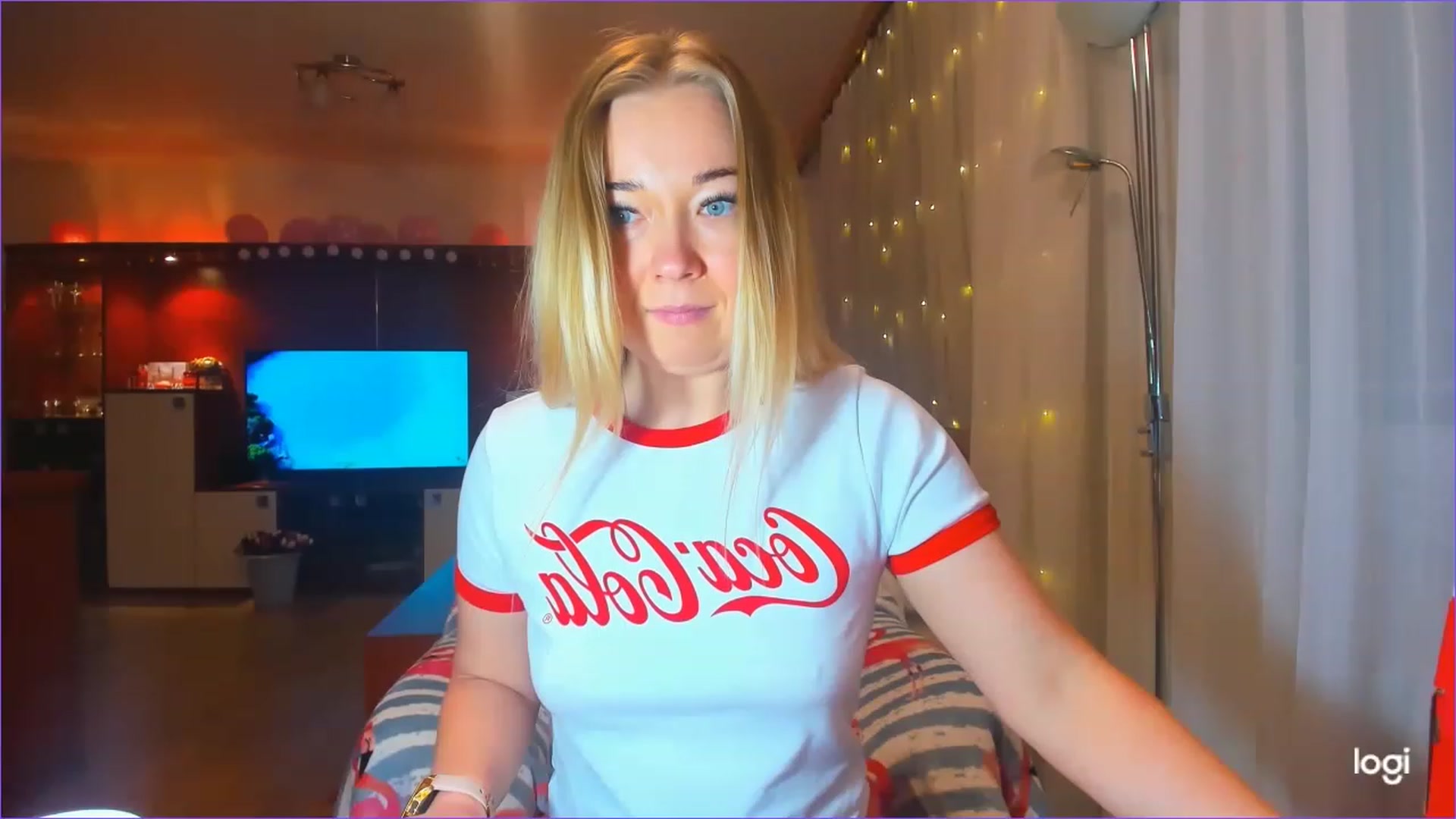 Gallery image thumbnail from FlamingoDream's myfreecams stream on, 03/13/2023, 23:02 image 2 of 20